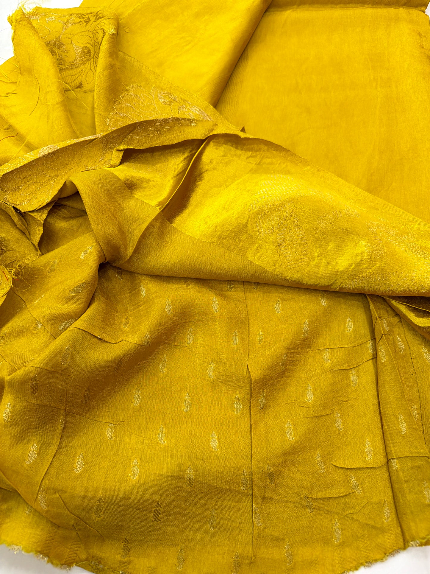 Russian satin boarder