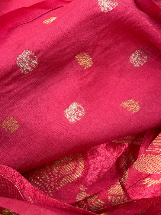 Russian satin boarder