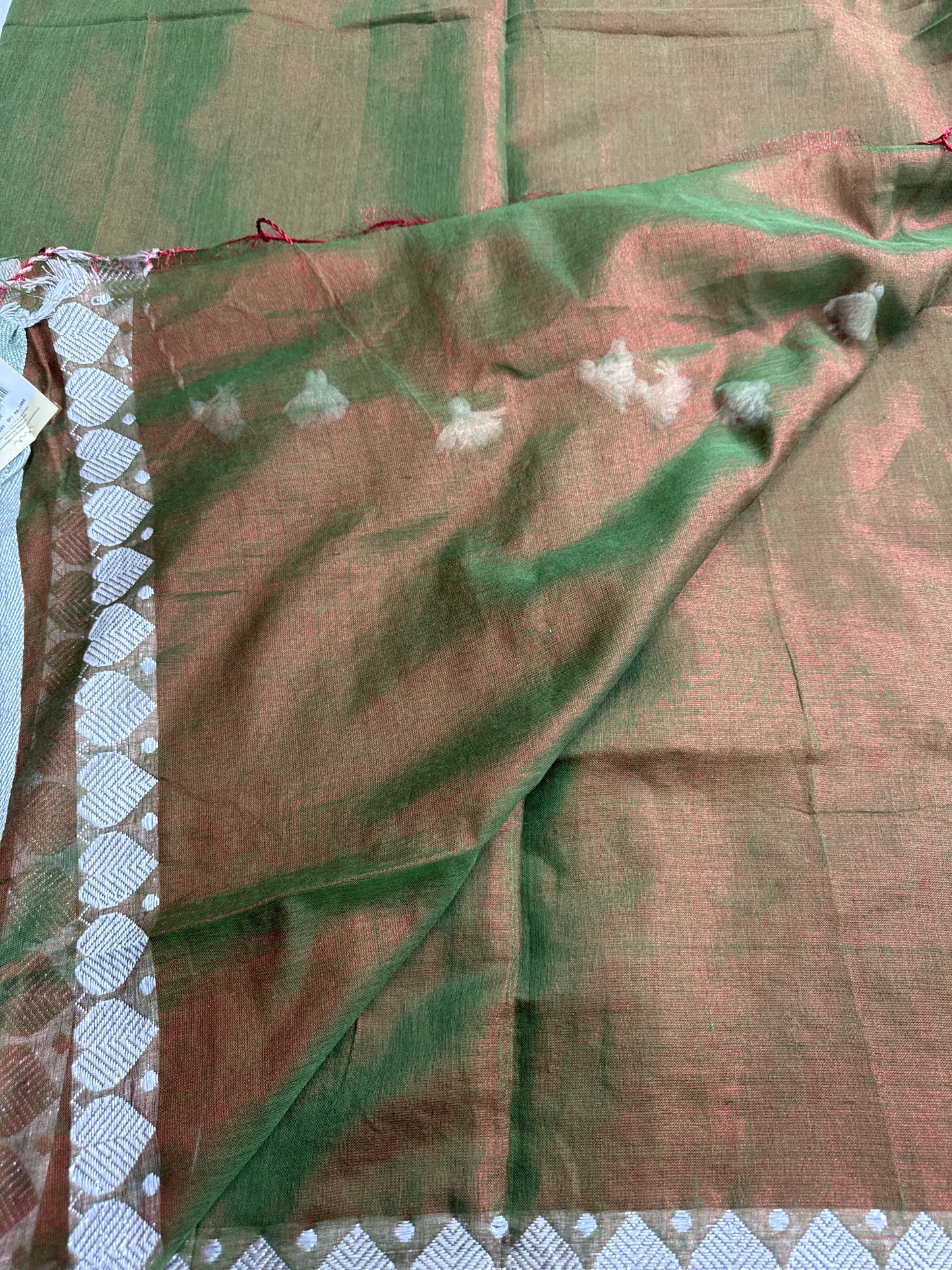 Handloom tissue