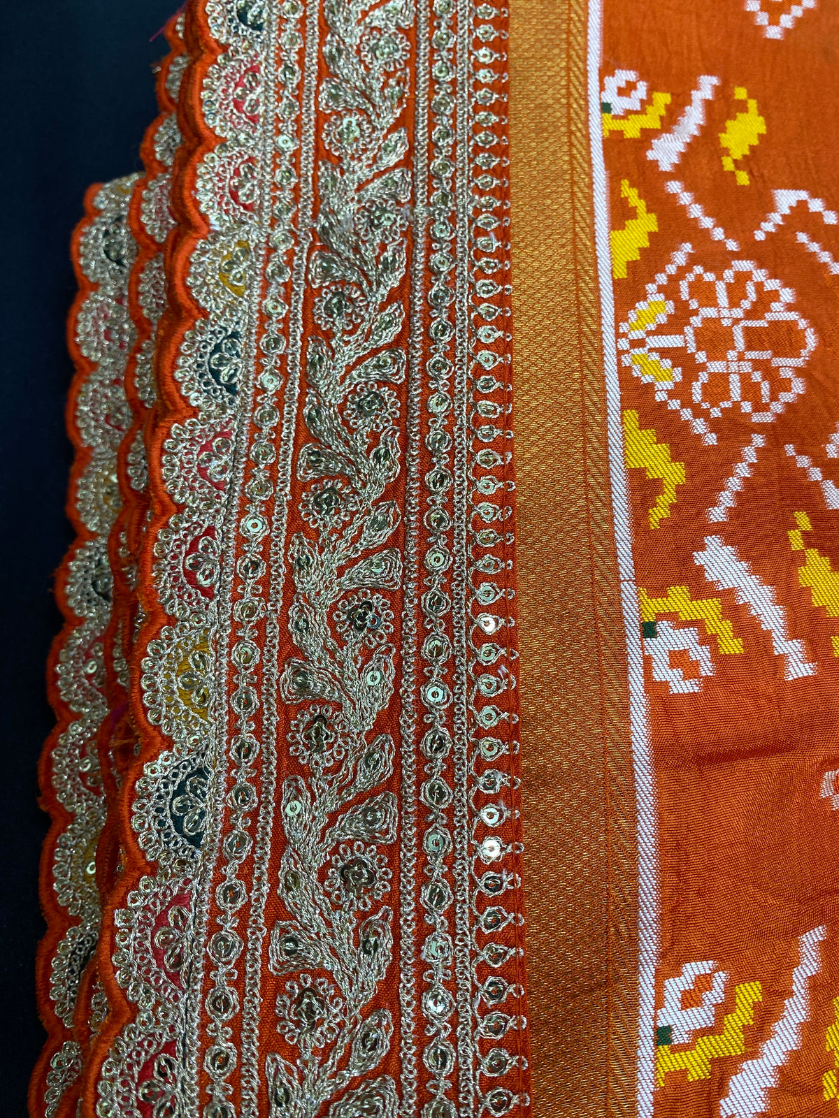 Patola