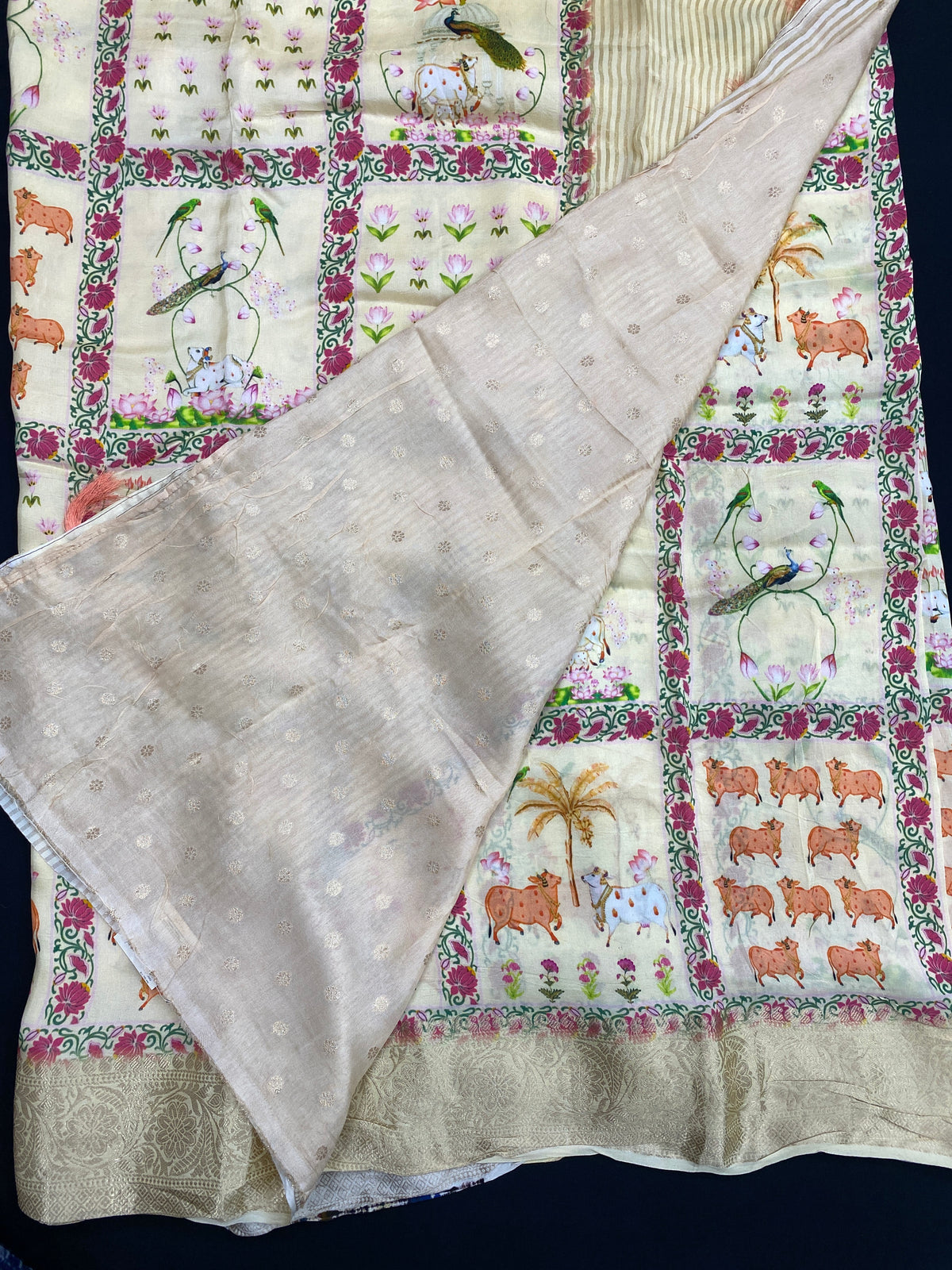 Dola silk