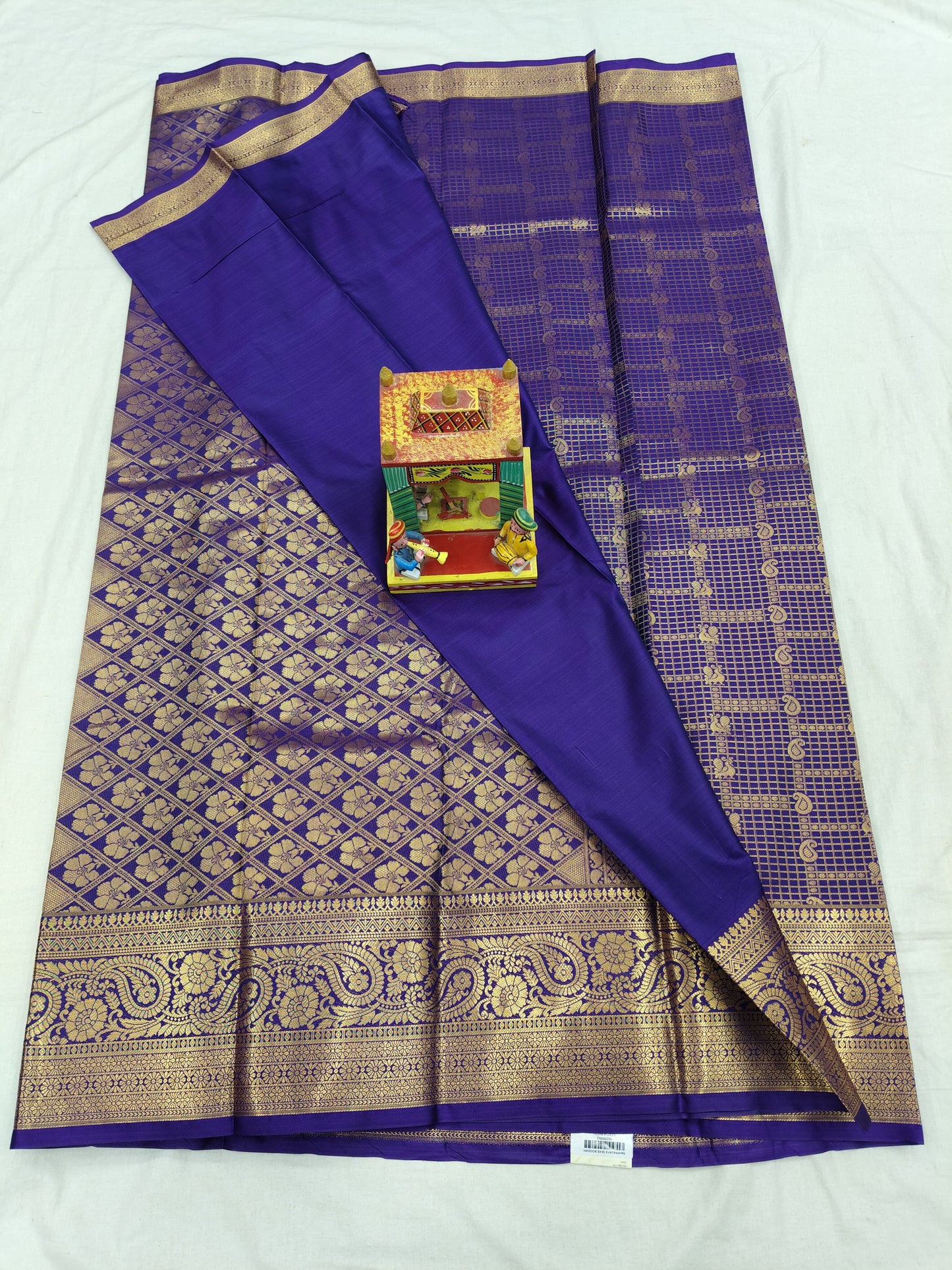 Kanchi Pattu