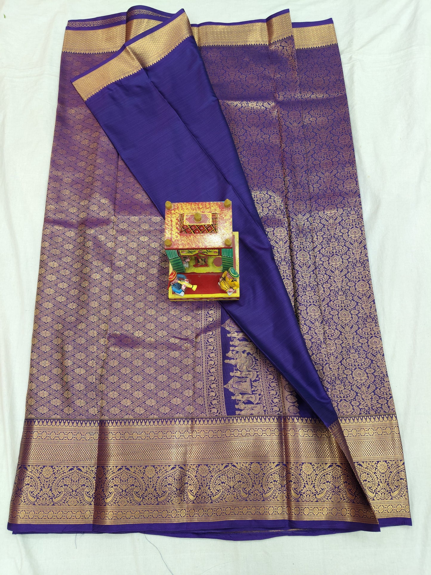 Kanchi Pattu