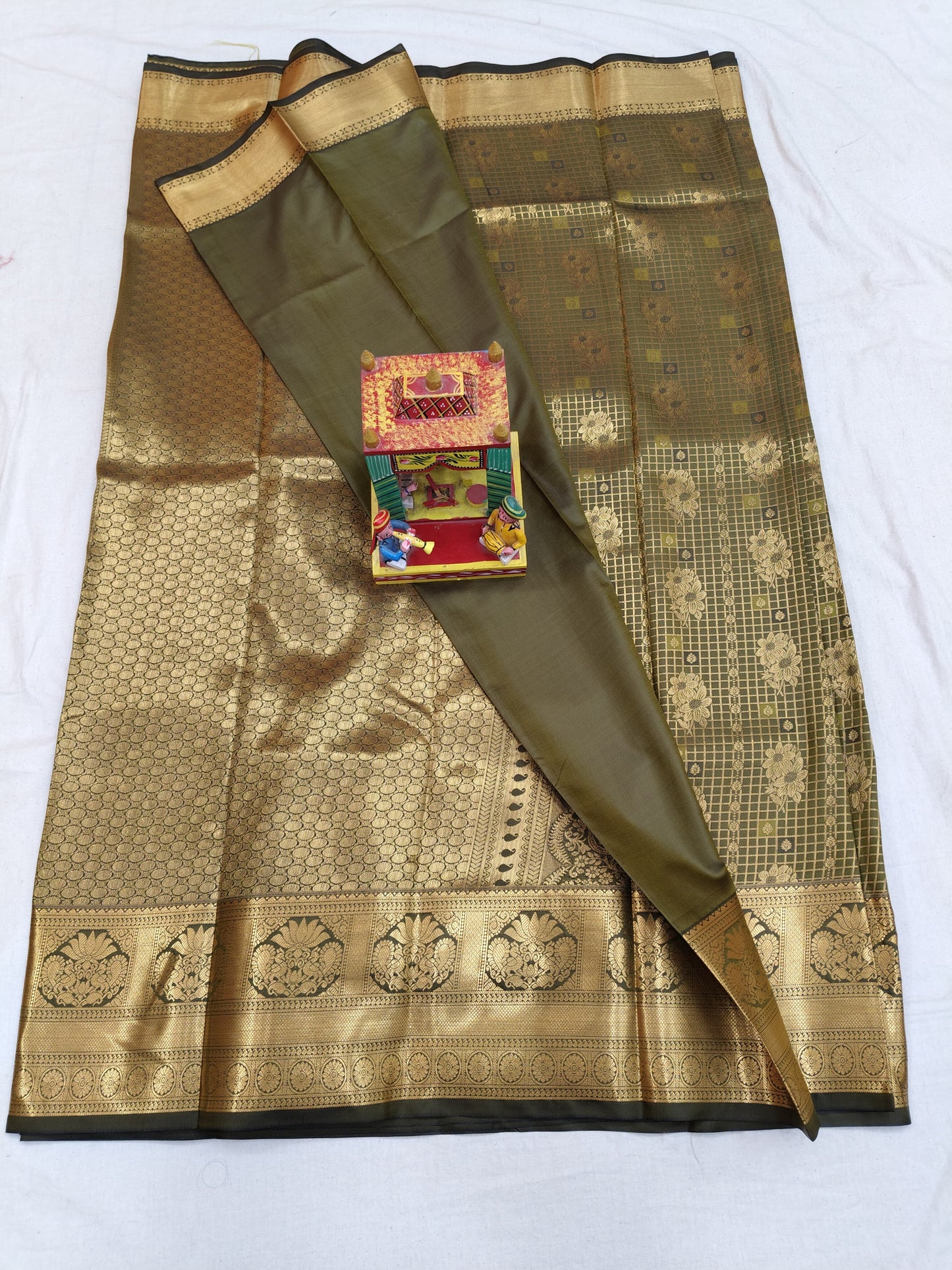 Kanchi Pattu