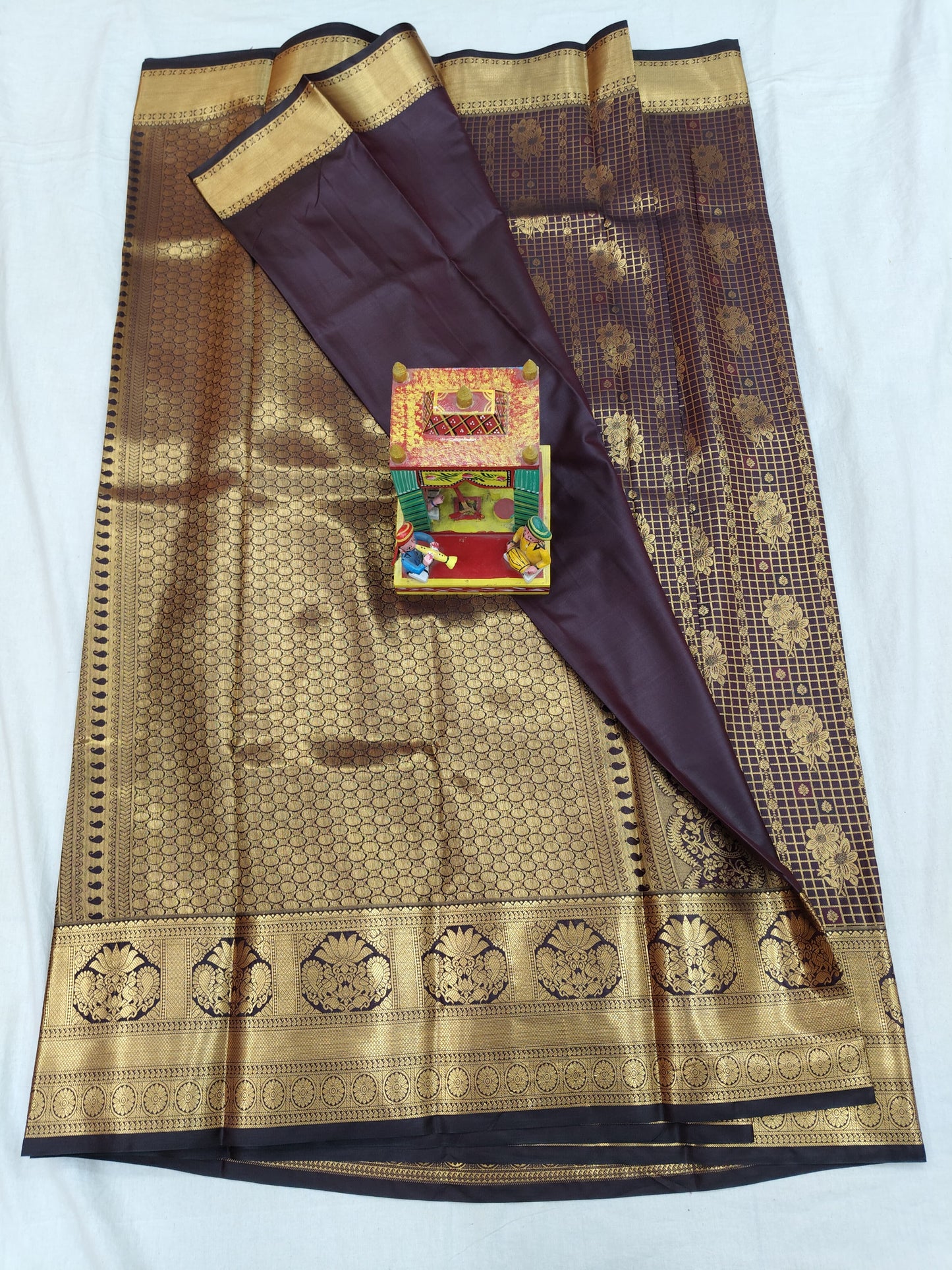 Kanchi Pattu