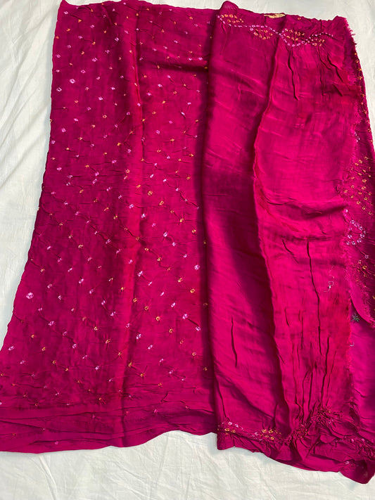 Pure hand bandhini