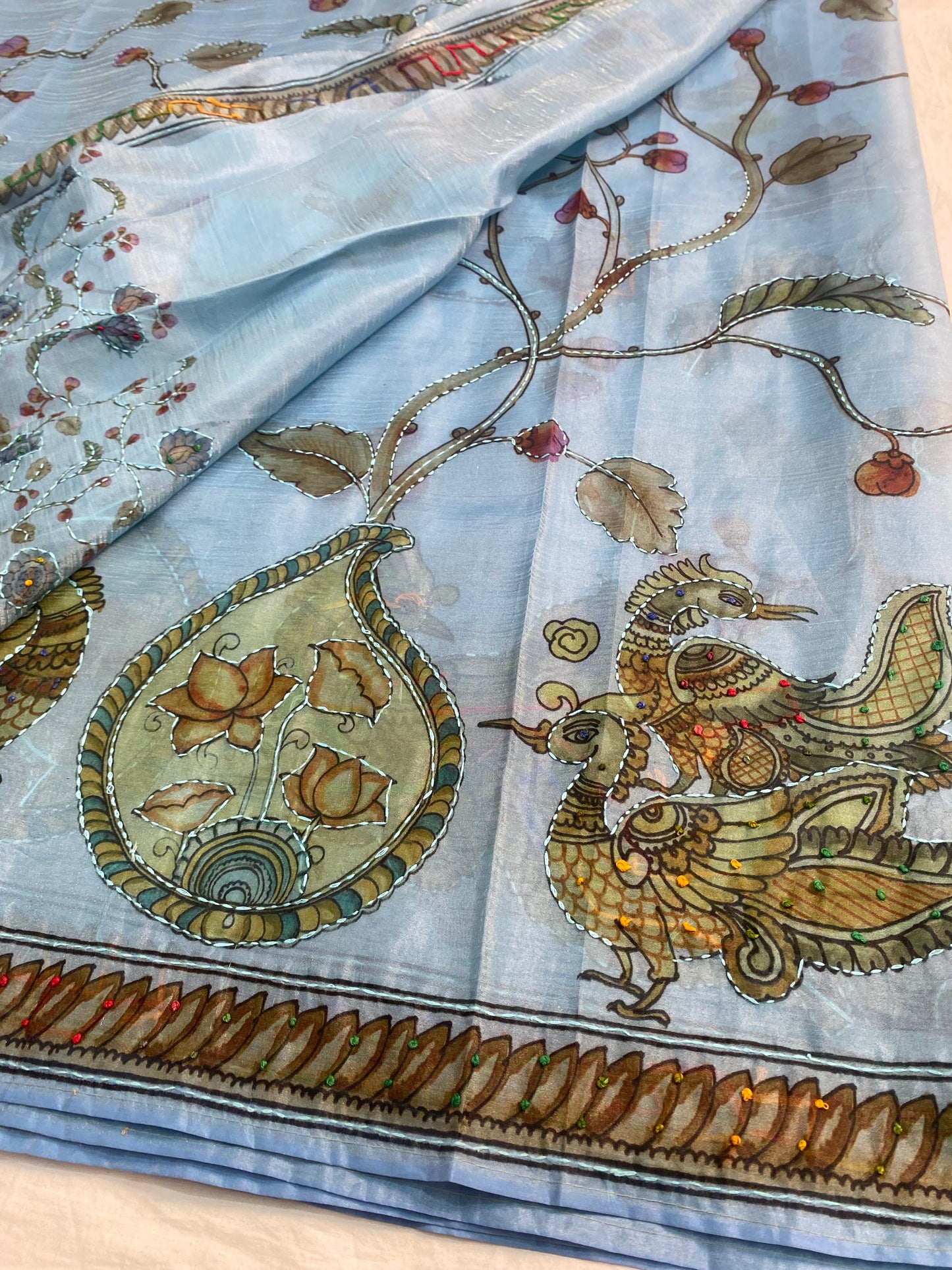 Glass tissue kalamkari