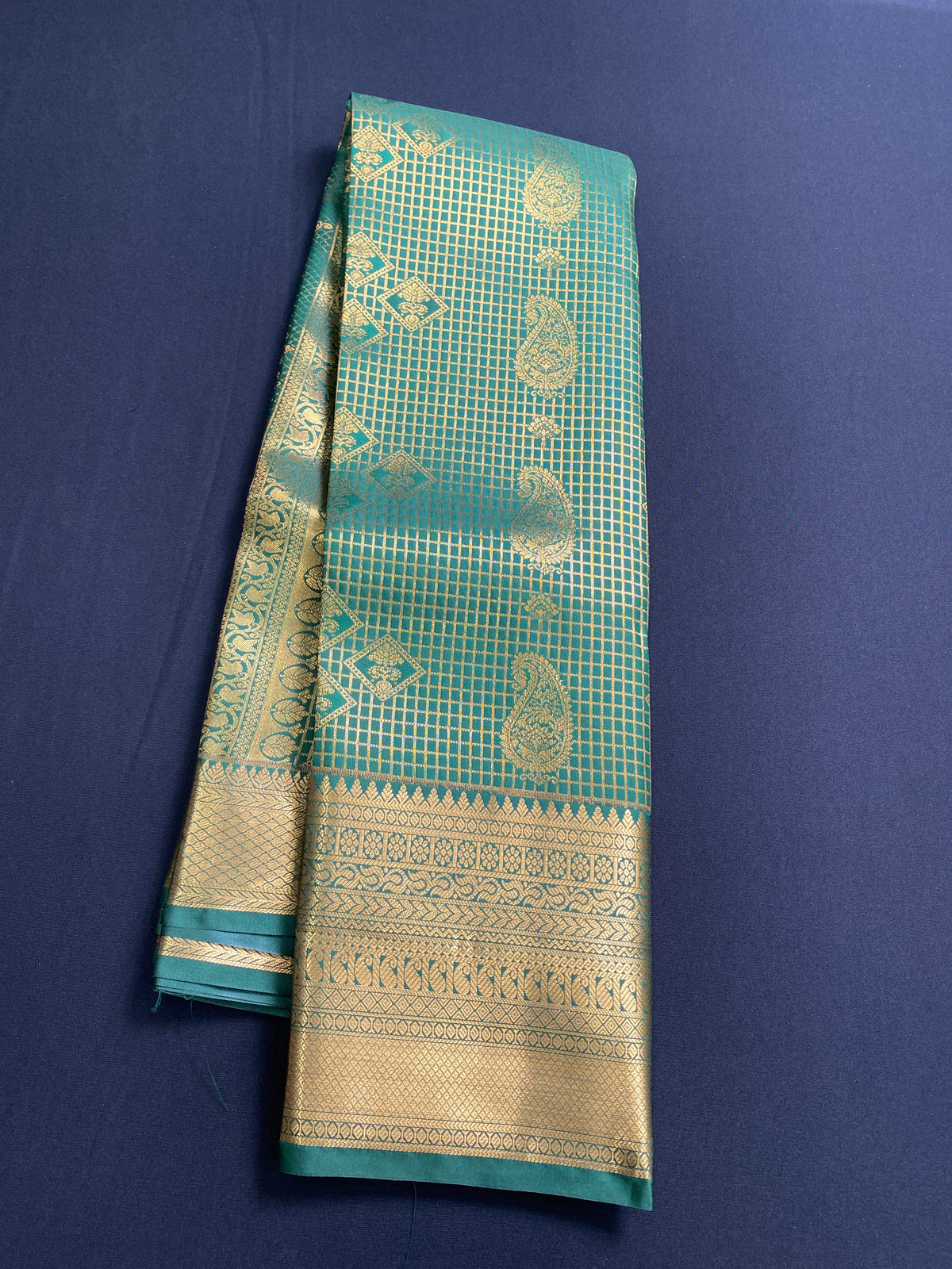 Kanchi pattu
