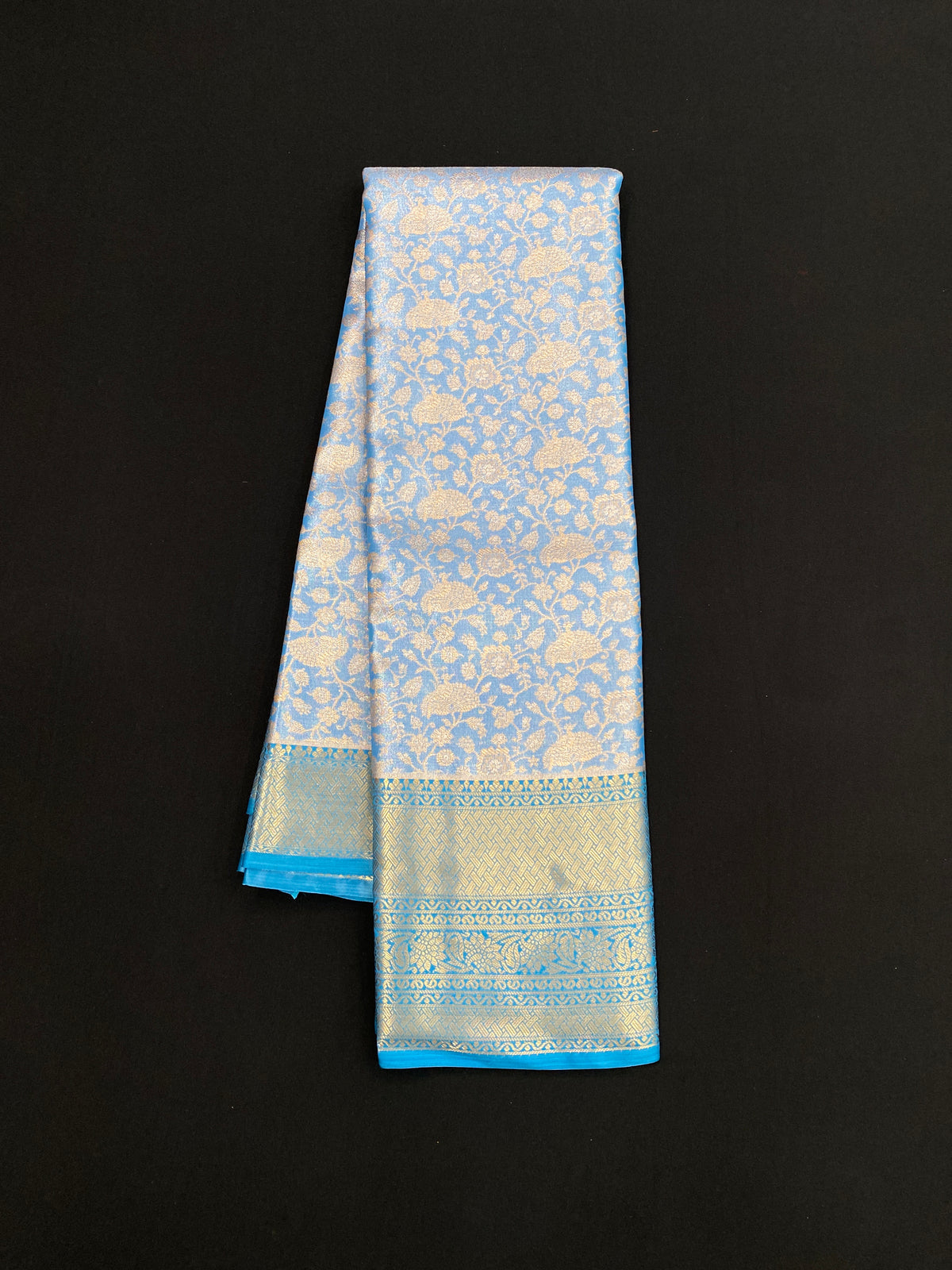 Kanchi pattu