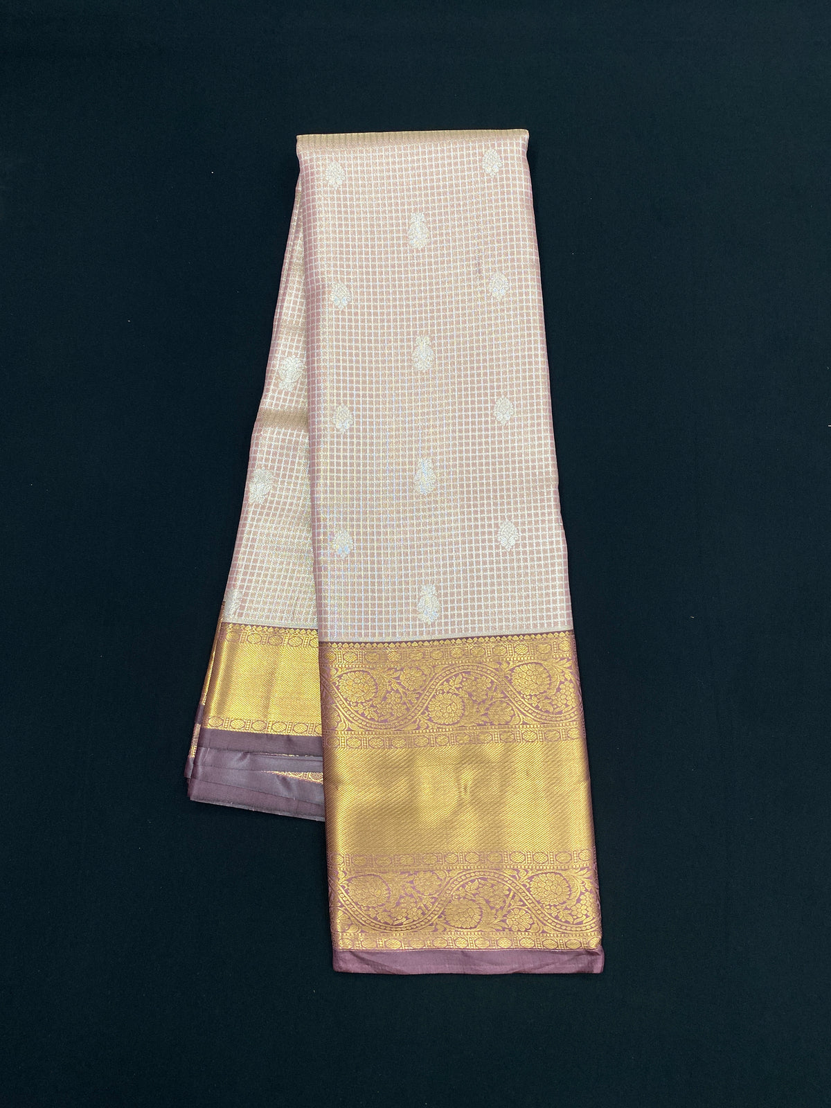 Kanchi pattu