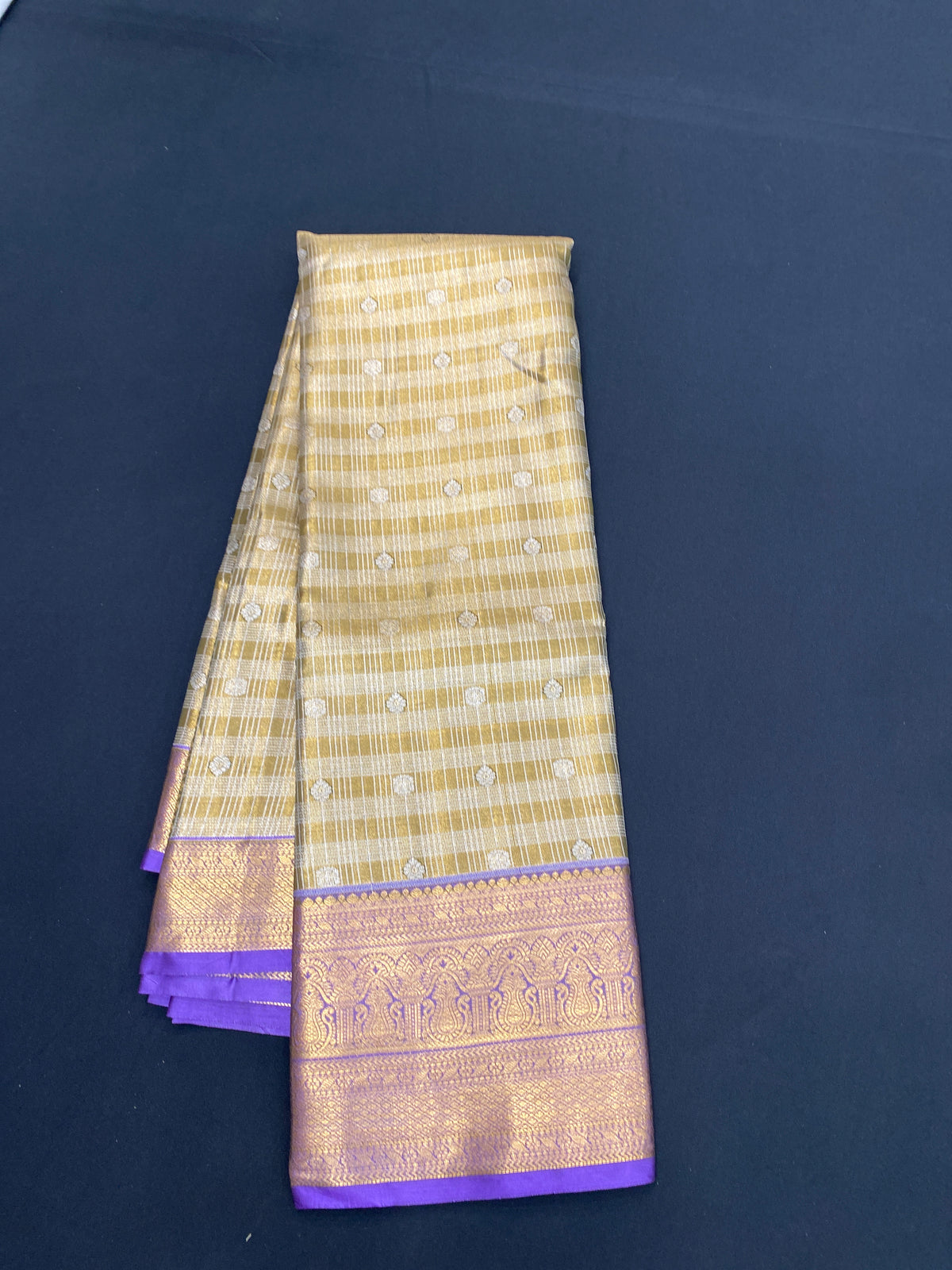 Kanchi pattu