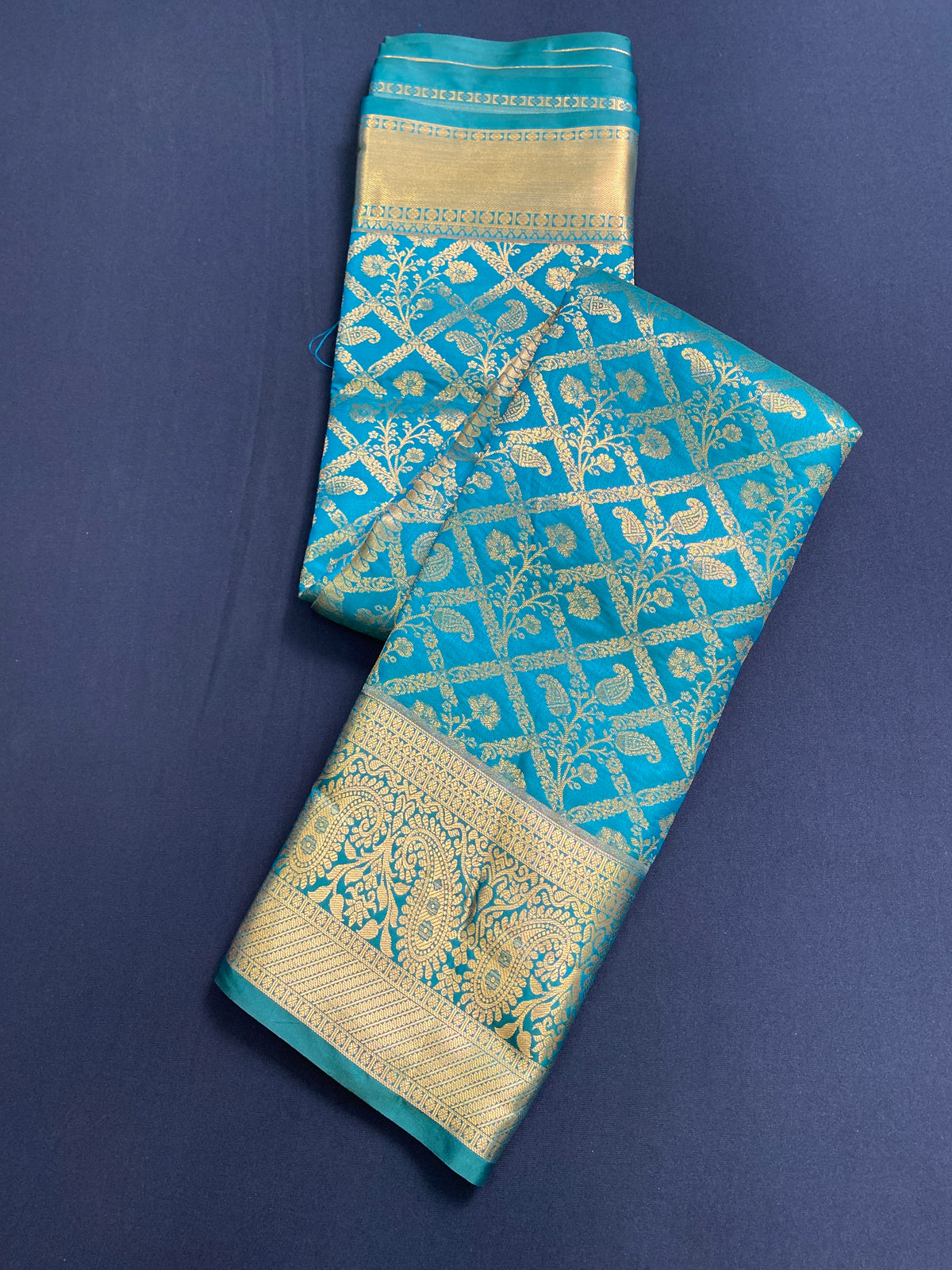 Kanchi pattu