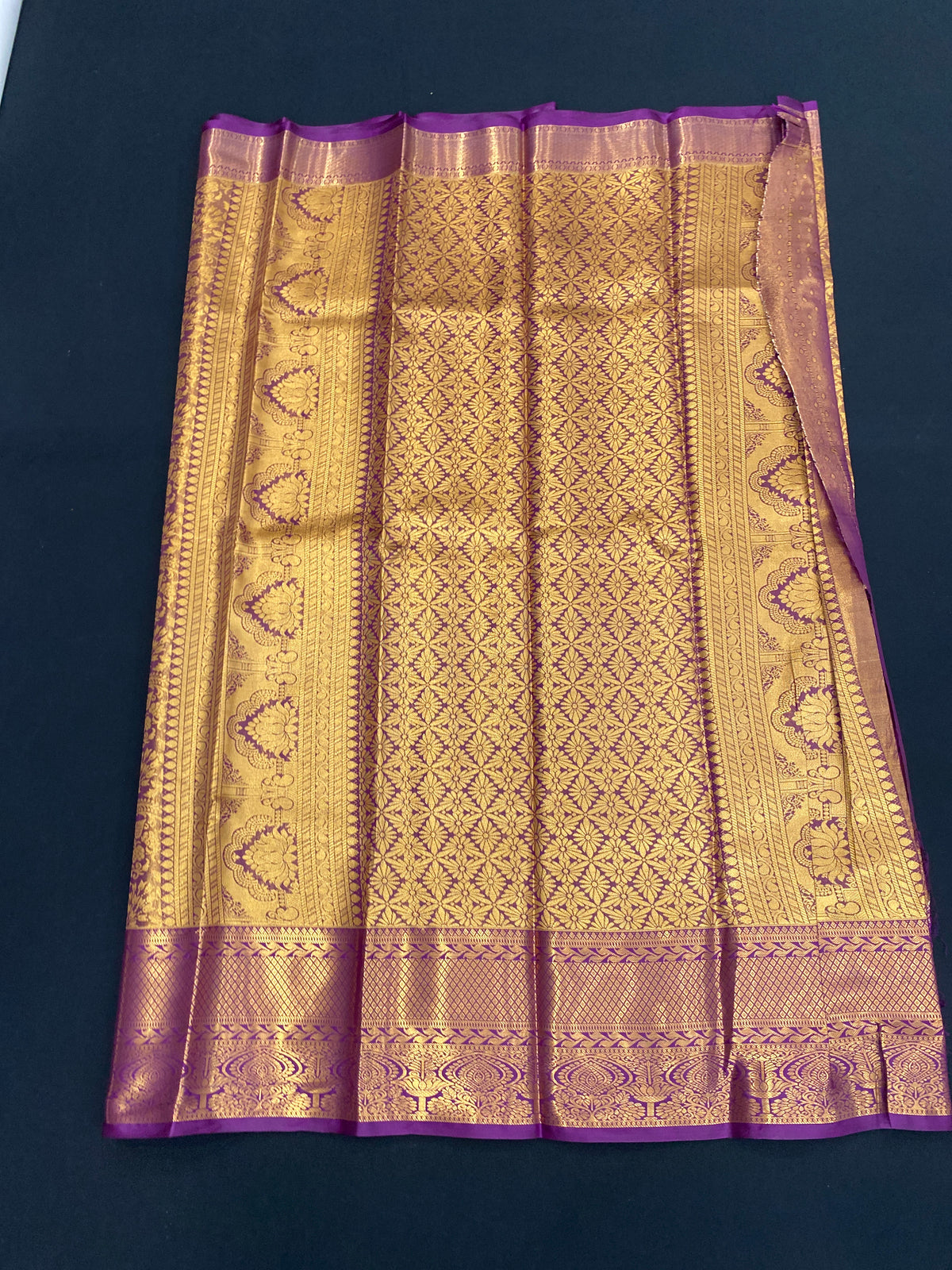 Kanchi pattu