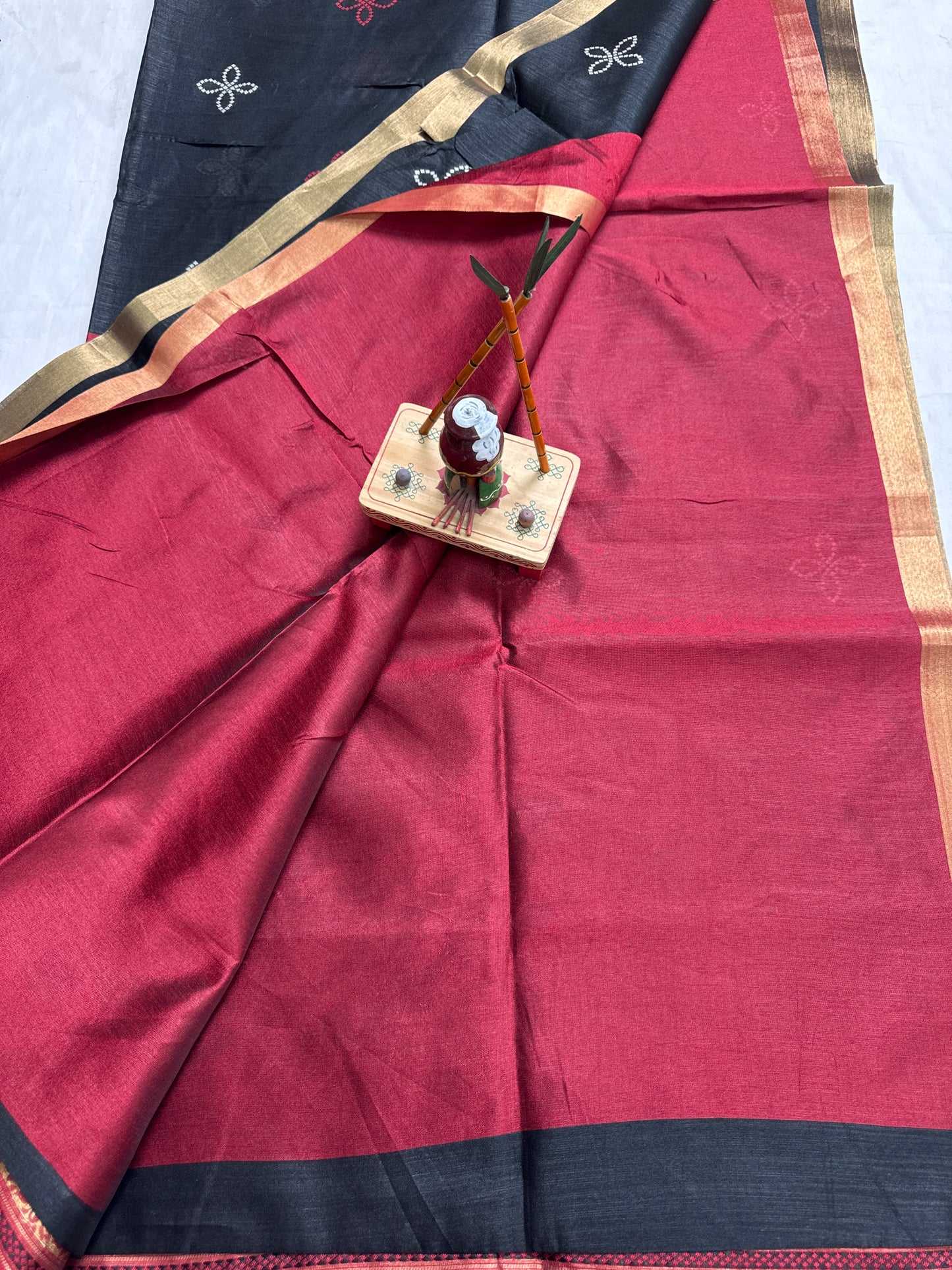 Desi tussar