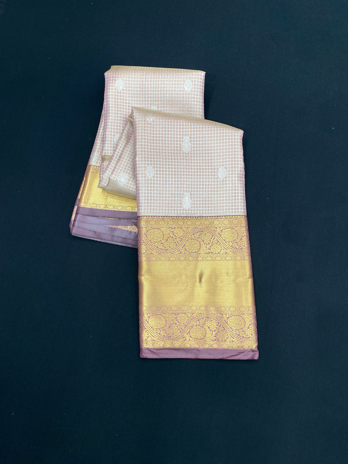 Kanchi pattu