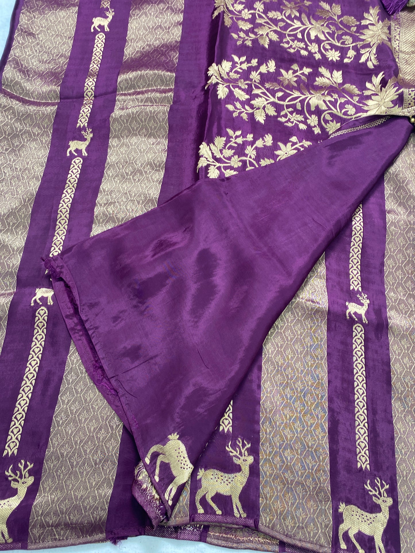 Dola dyed