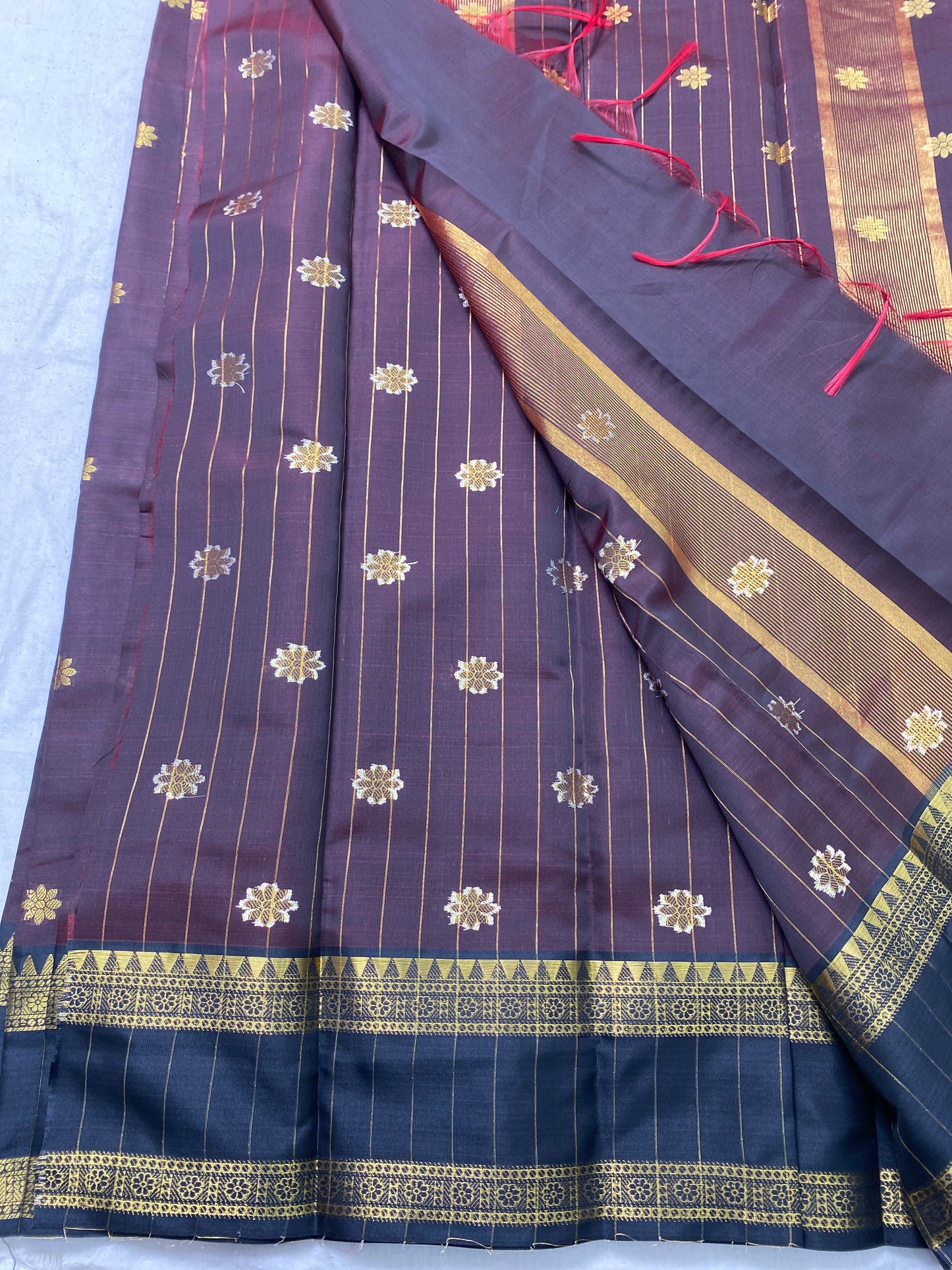Silky butizari