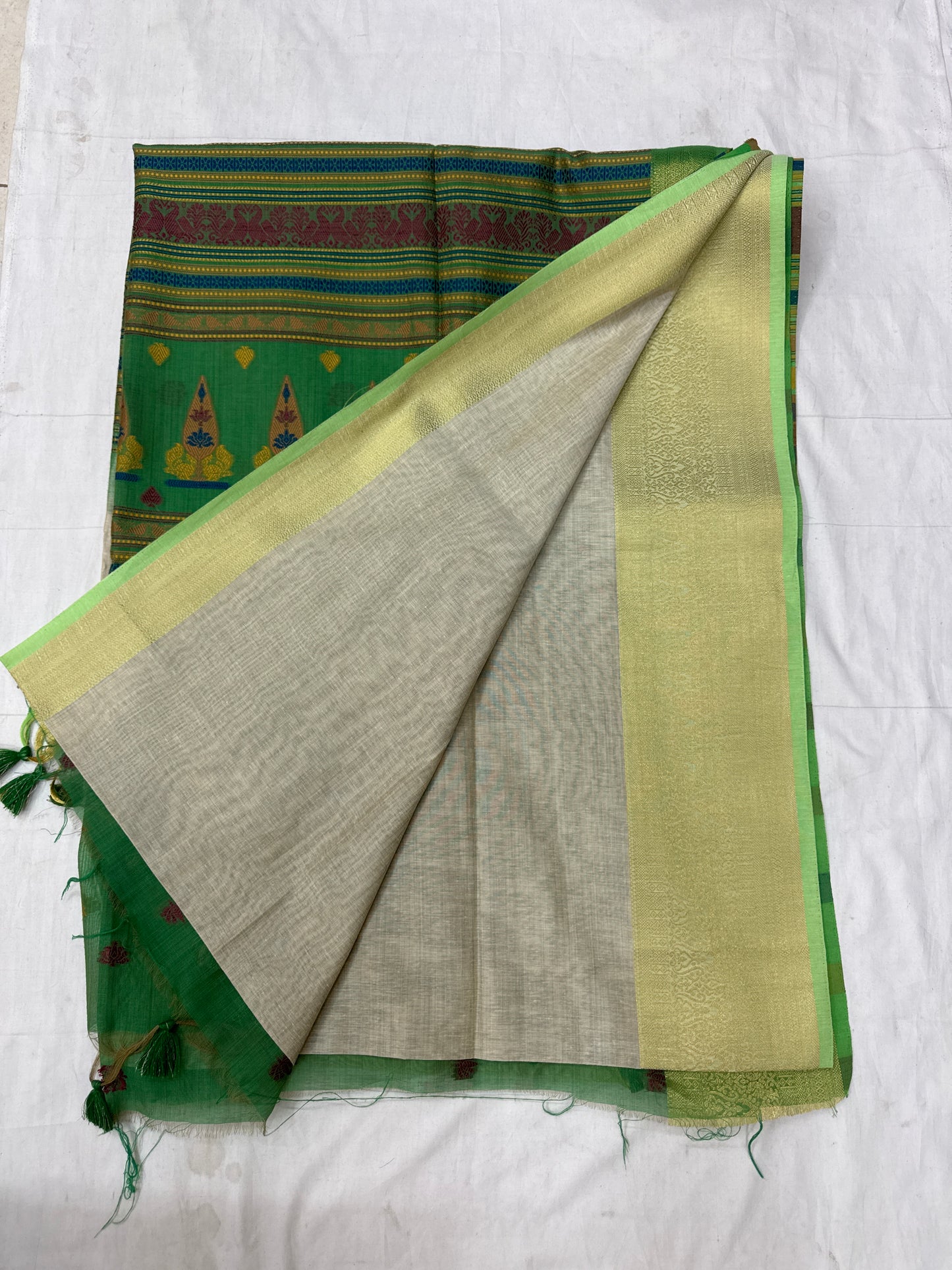 Hand loom