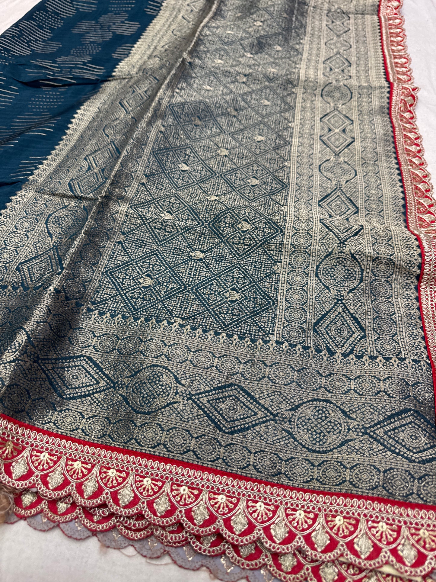 Fancy pattu
