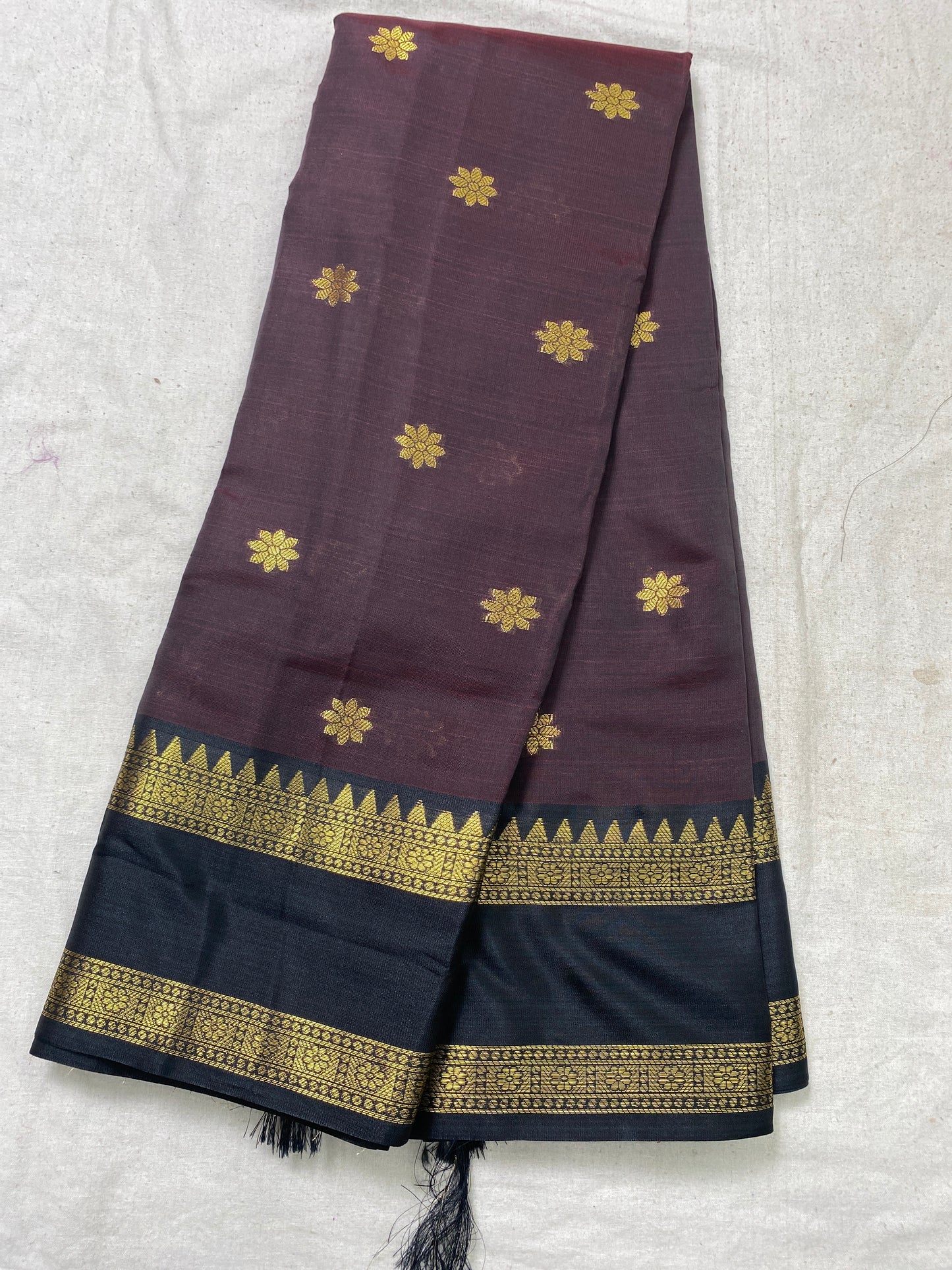 Silky butizari