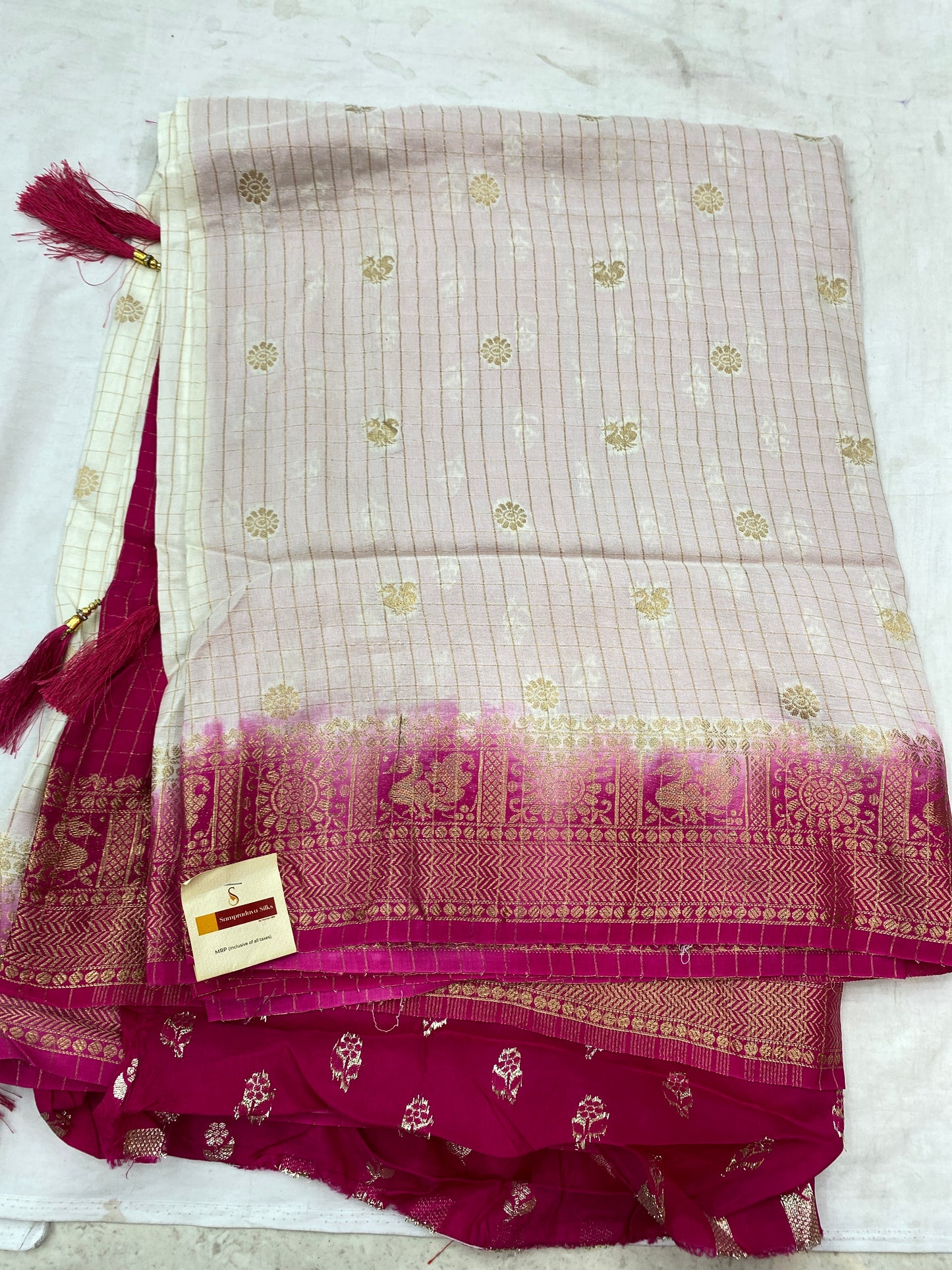 Dola silk