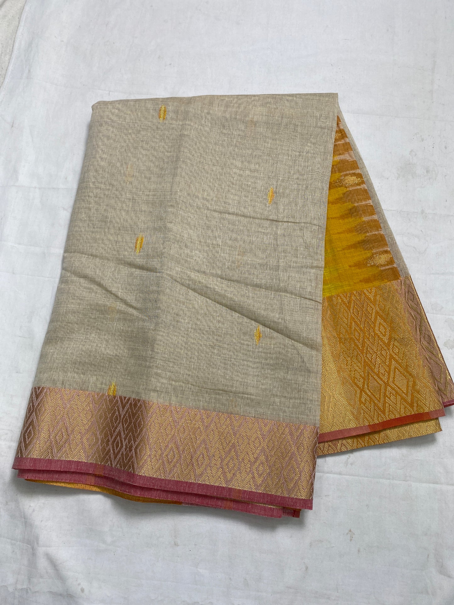Lenin pure handloom