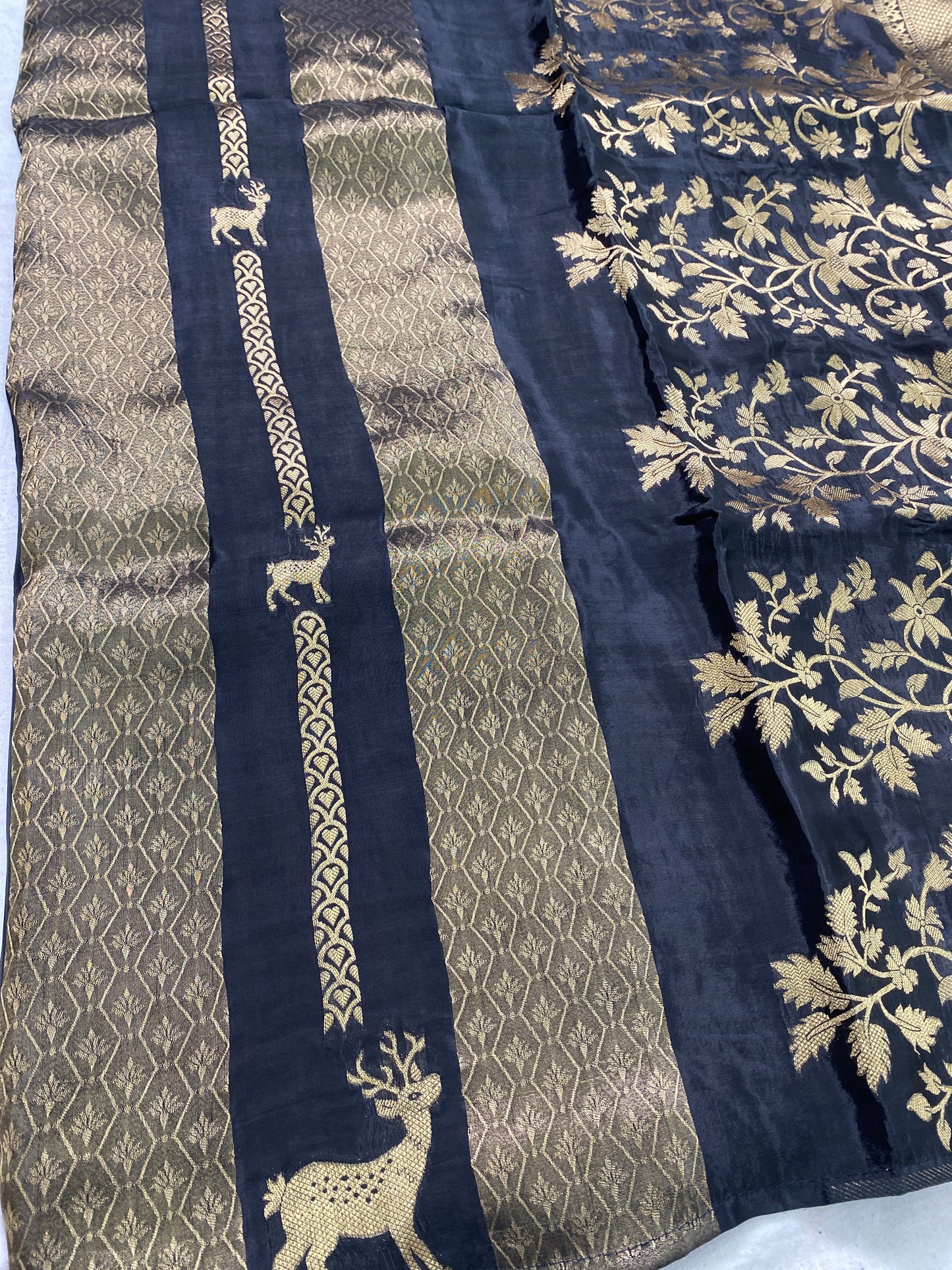 Dola dyed