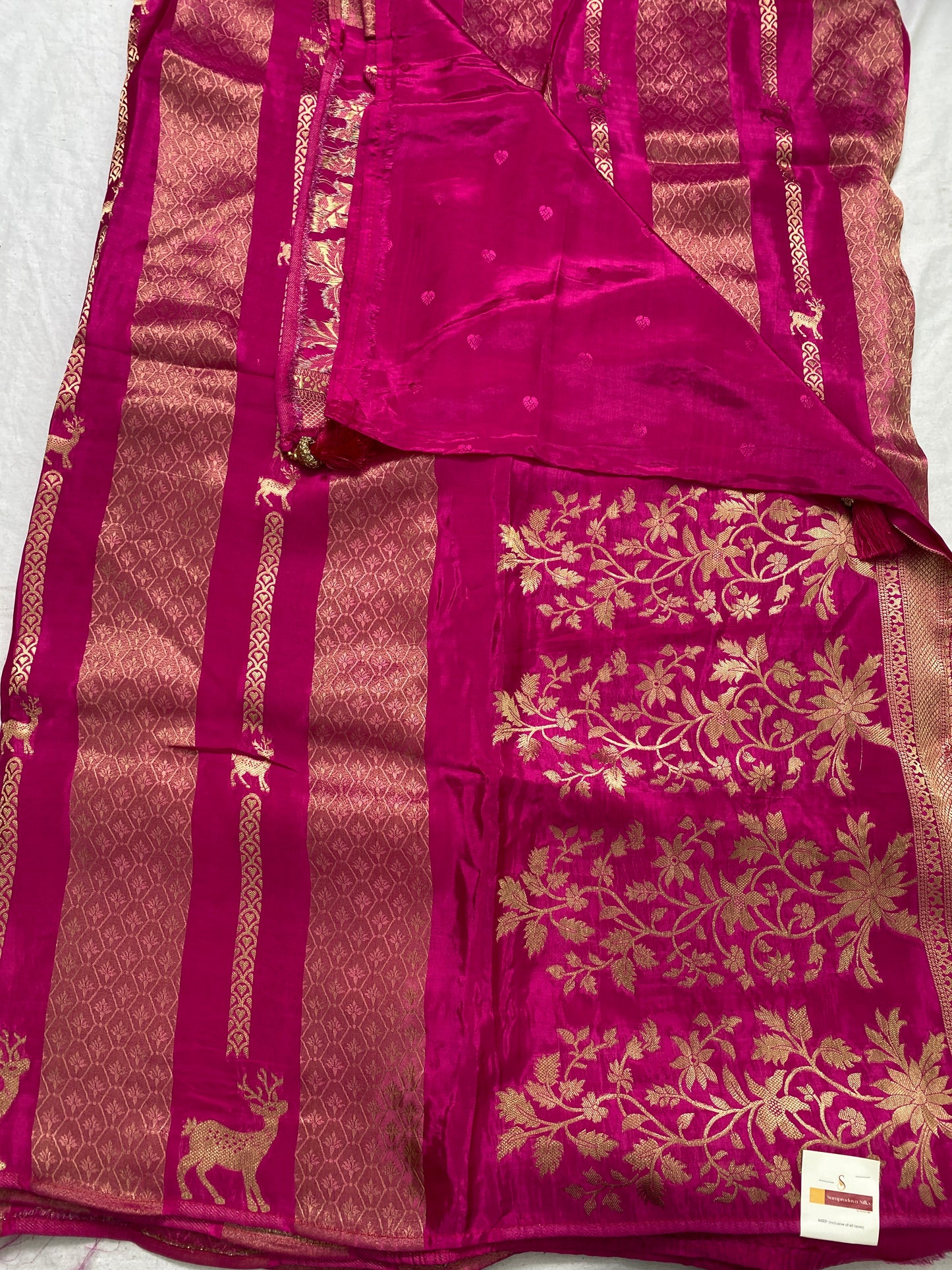 Dola dyed