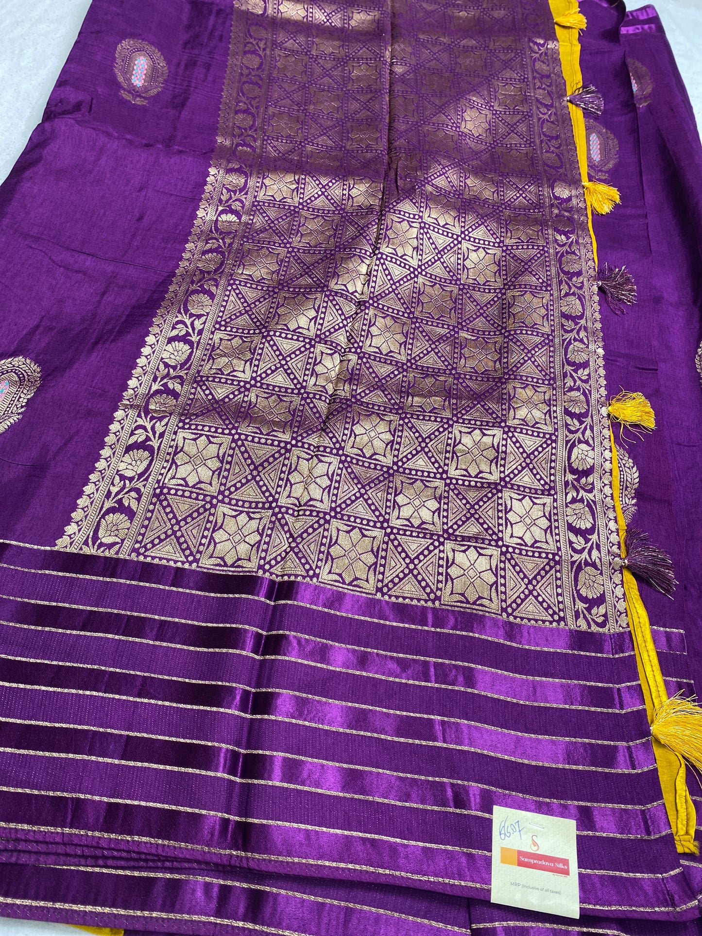 Victorian silk satin border