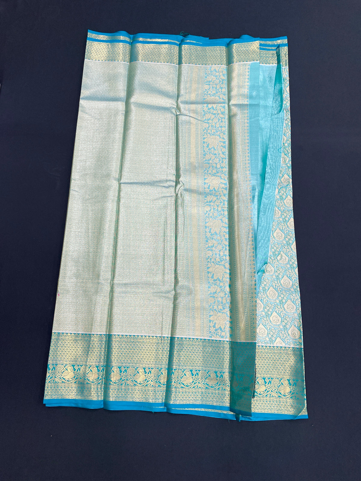 Kanchi pattu