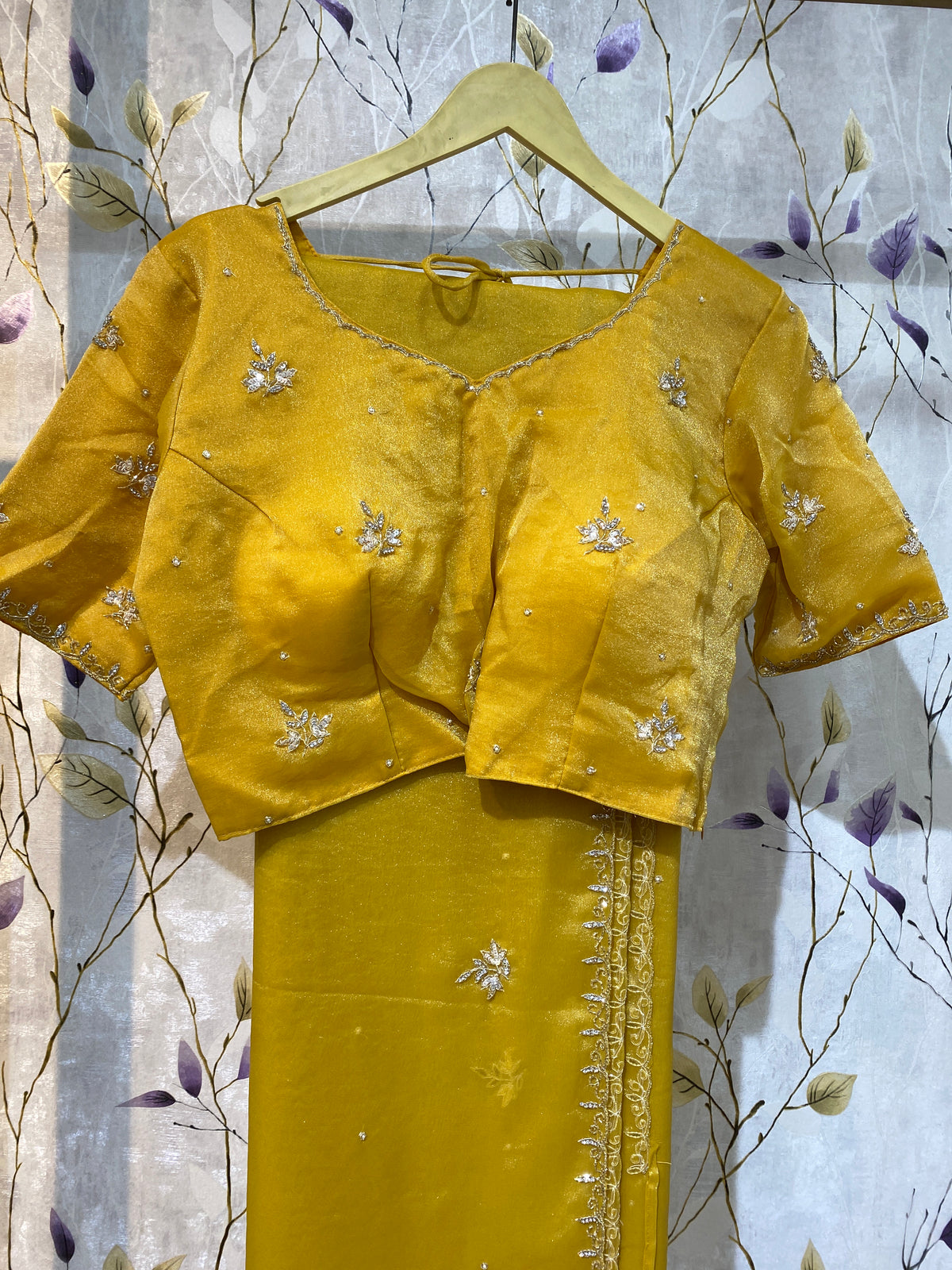 Blouse saree