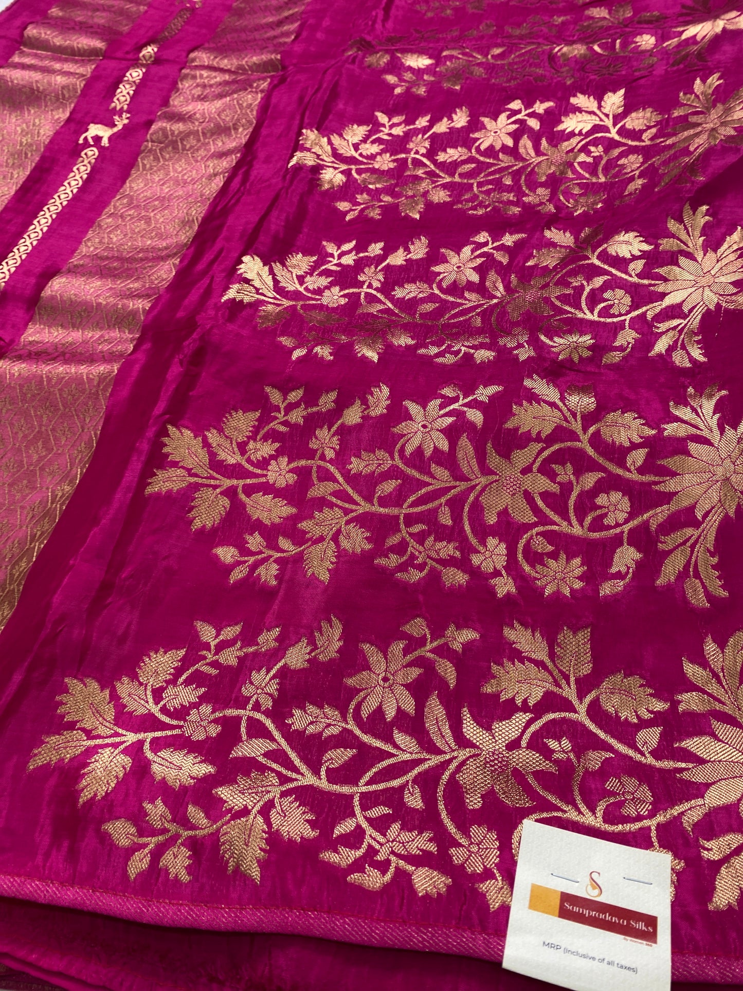 Dola dyed