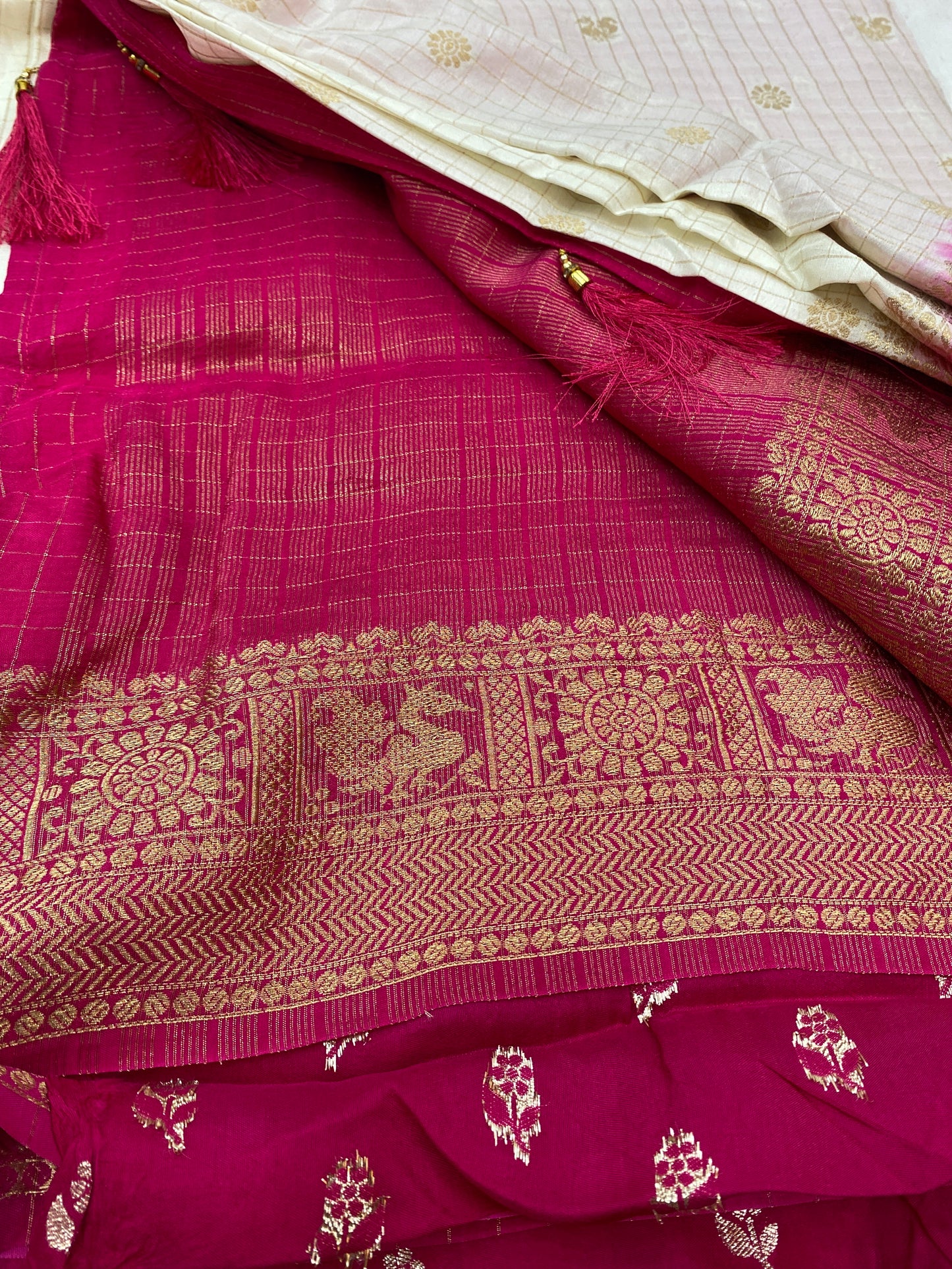 Dola silk