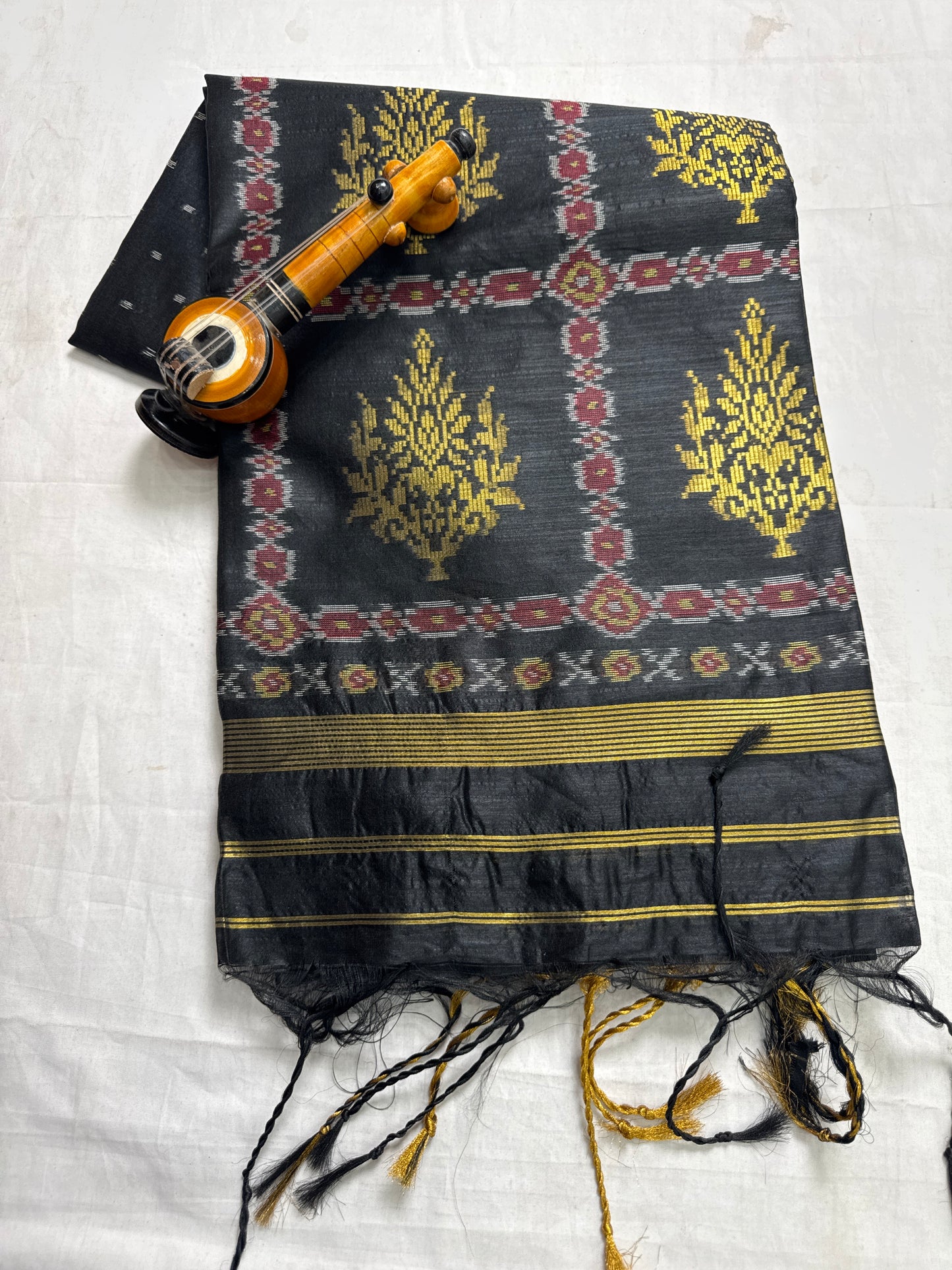Desi Tussar