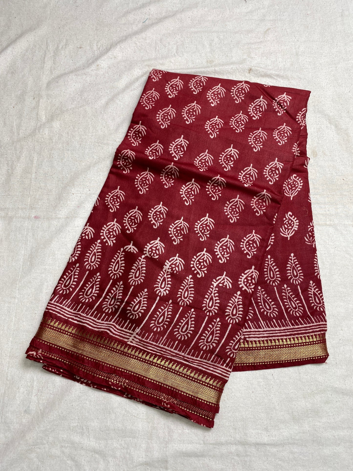 Semi maheshwari floor print