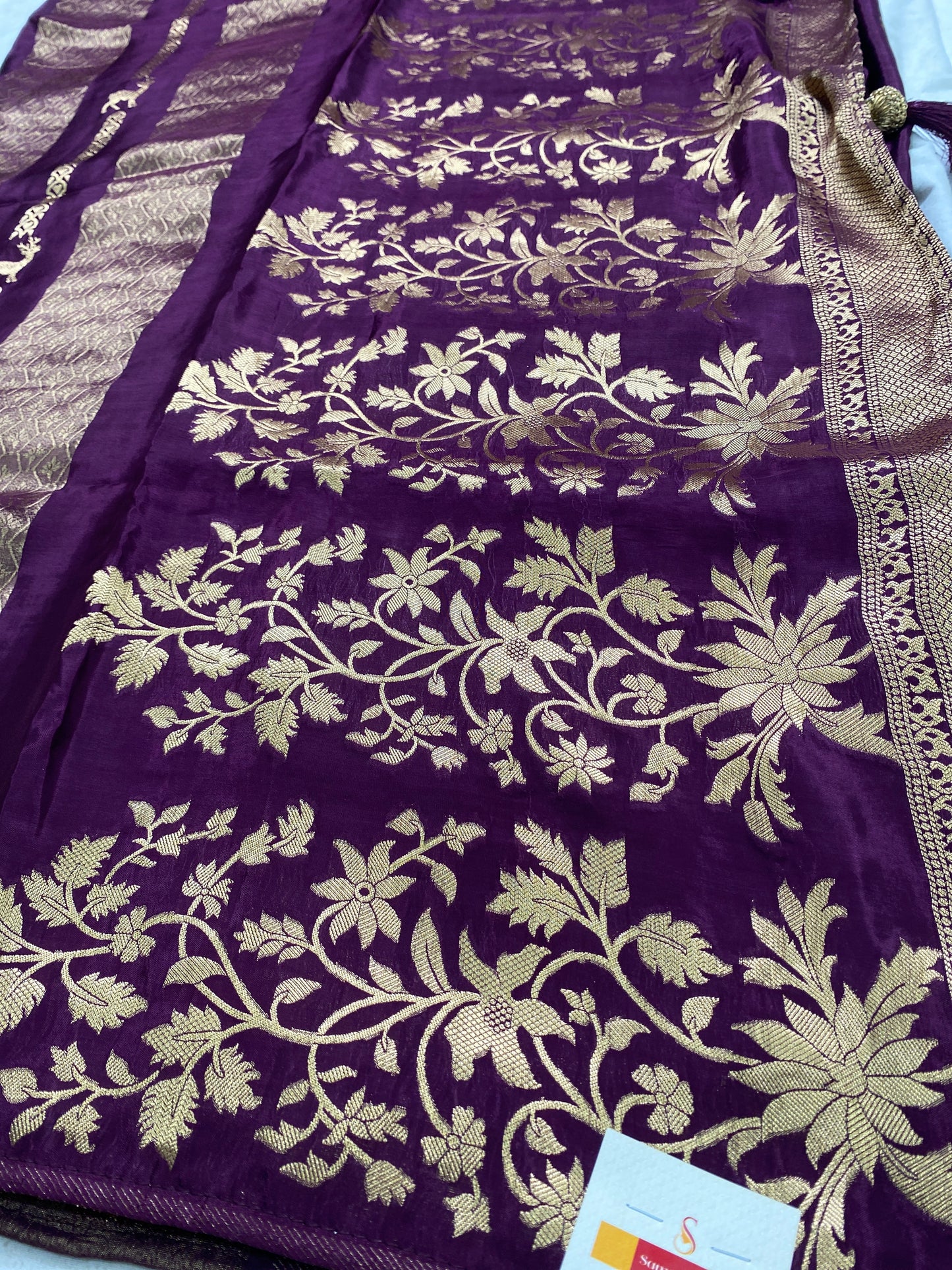 Dola dyed
