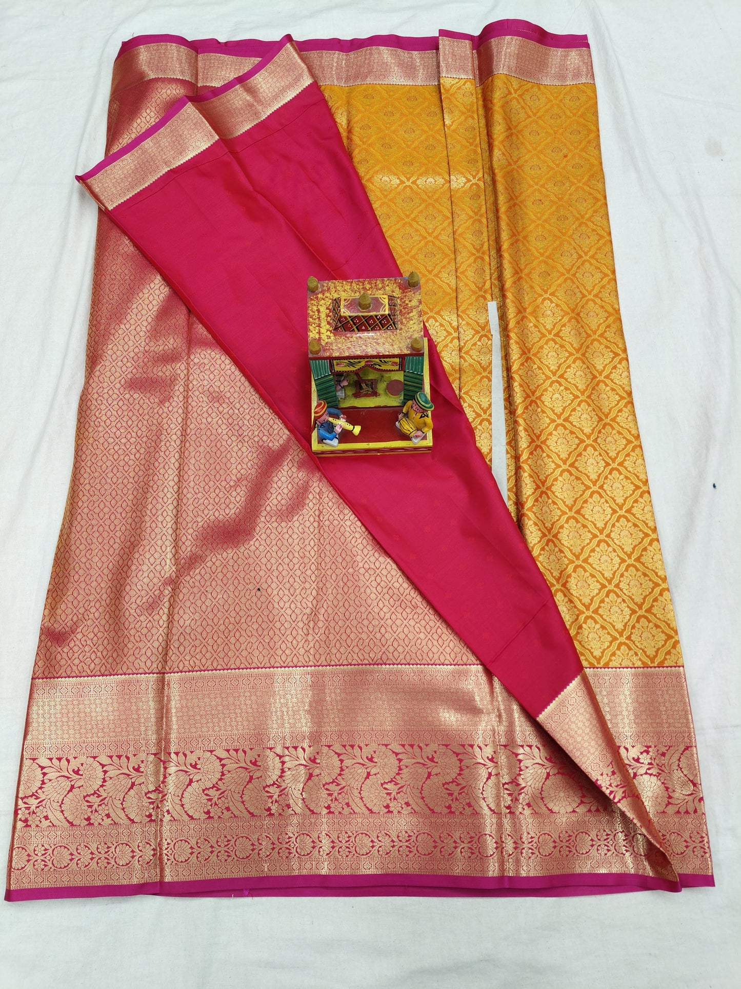 Kanchi Pattu
