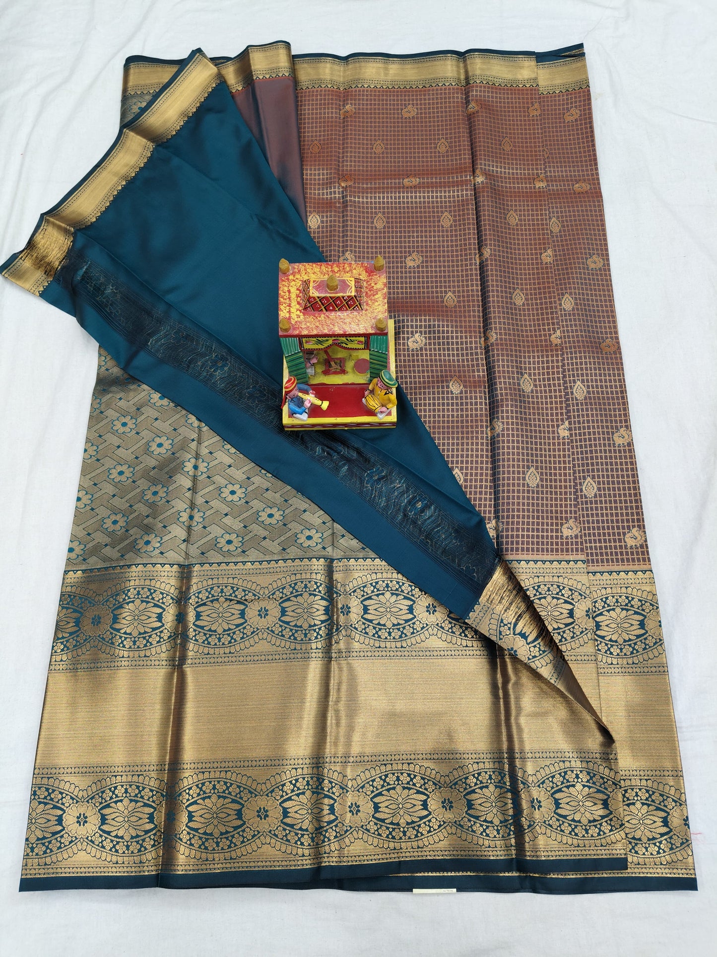 Kanchi Pattu