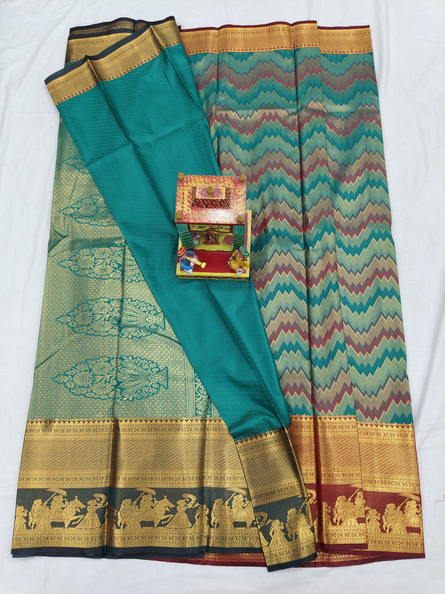 Kanchi Pattu