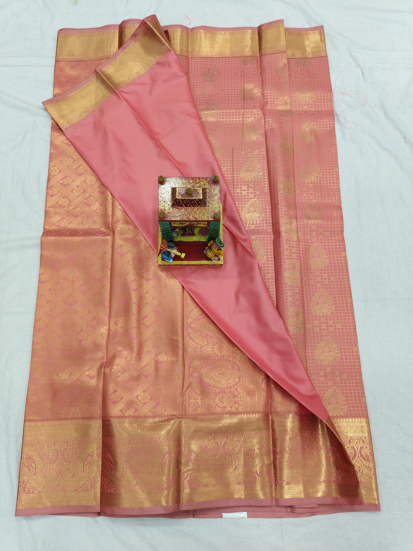 Kanchi Pattu