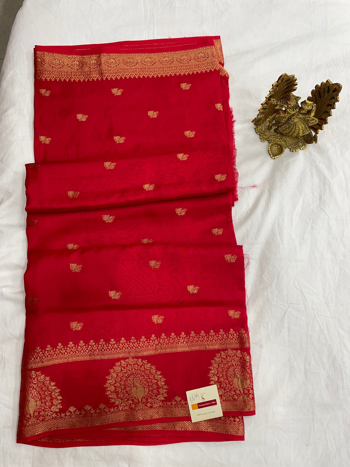 VICTORIAN SILK