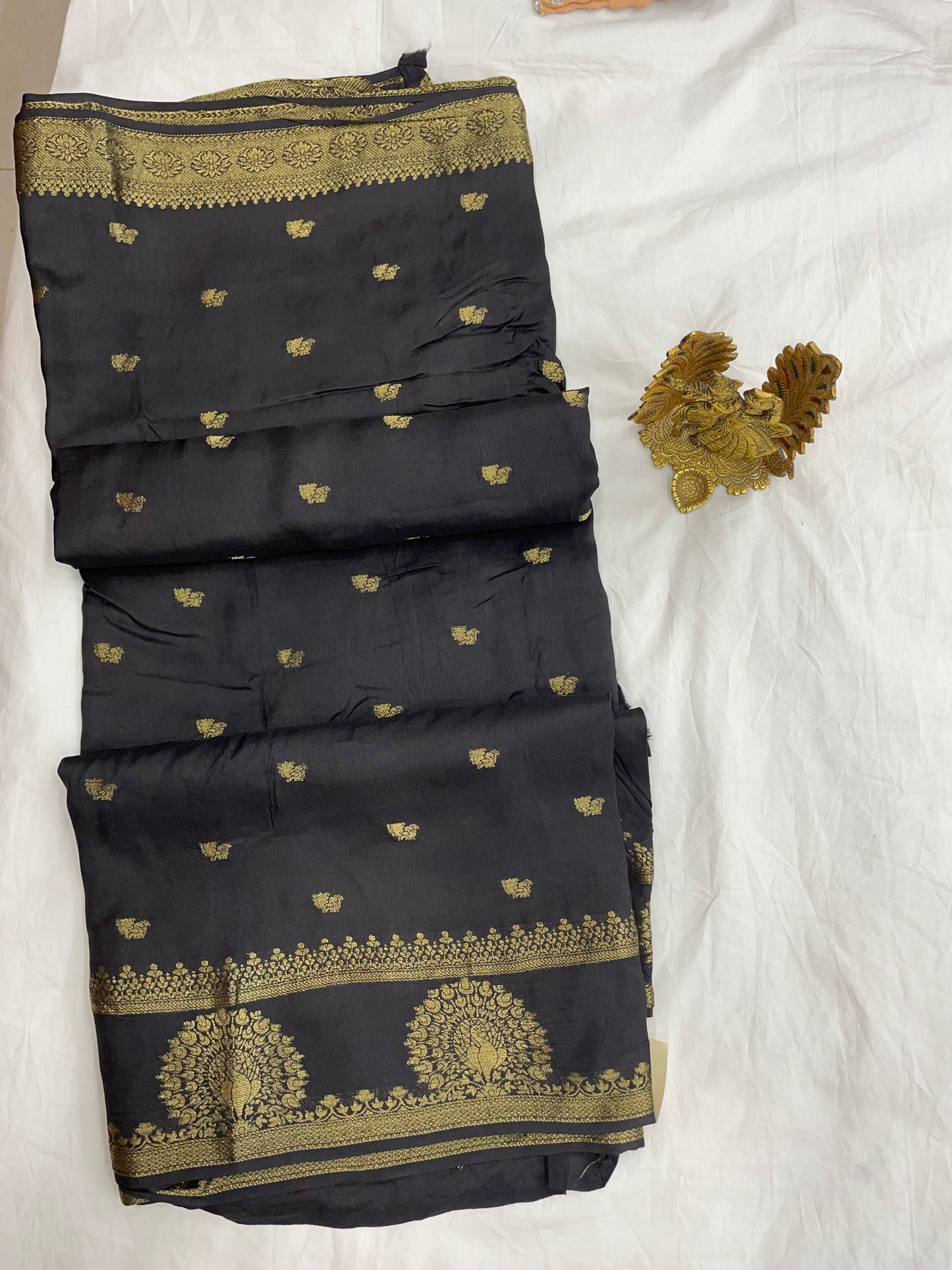 VICTORIAN SILK