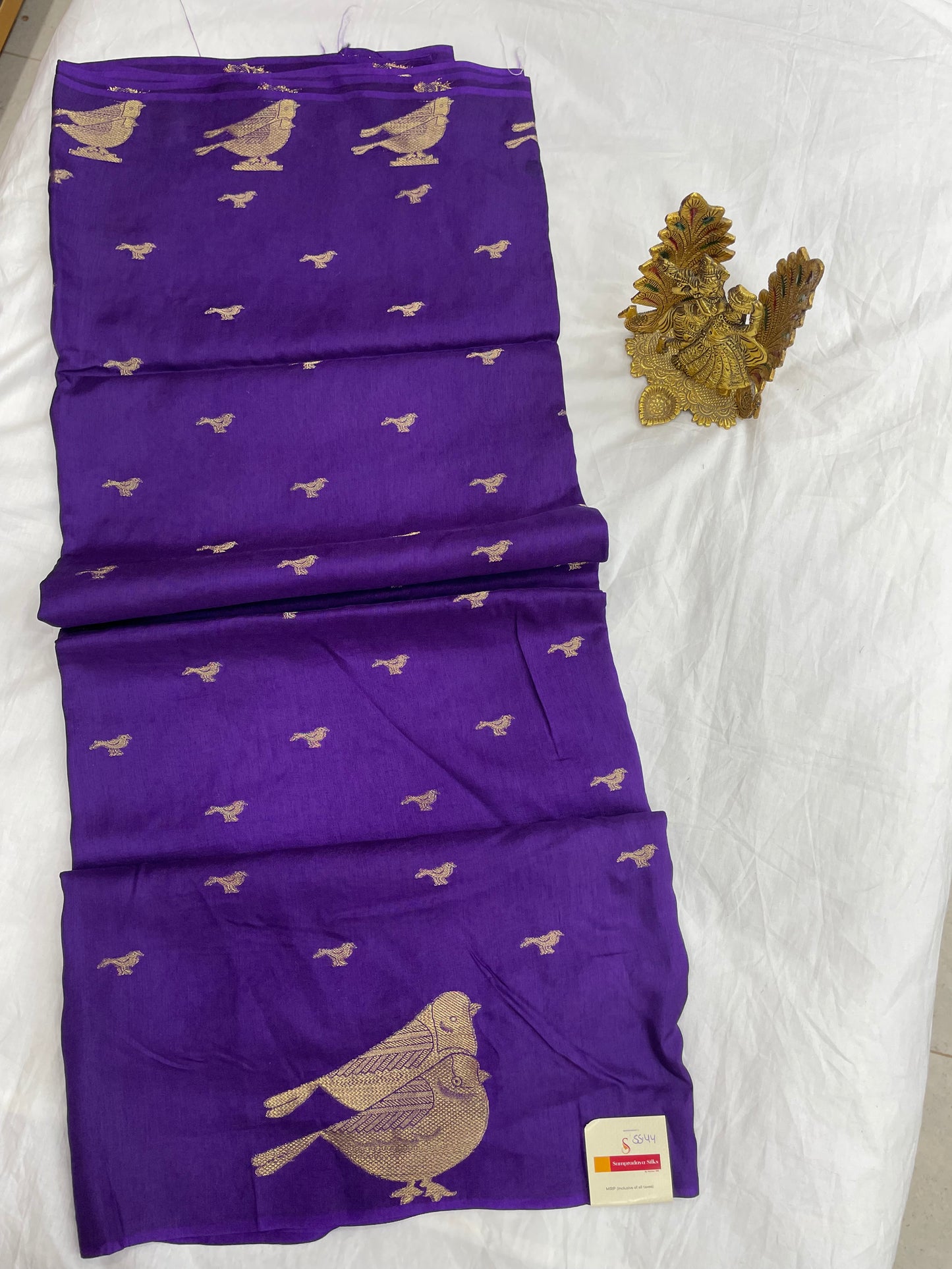 VICTORIAN SILK