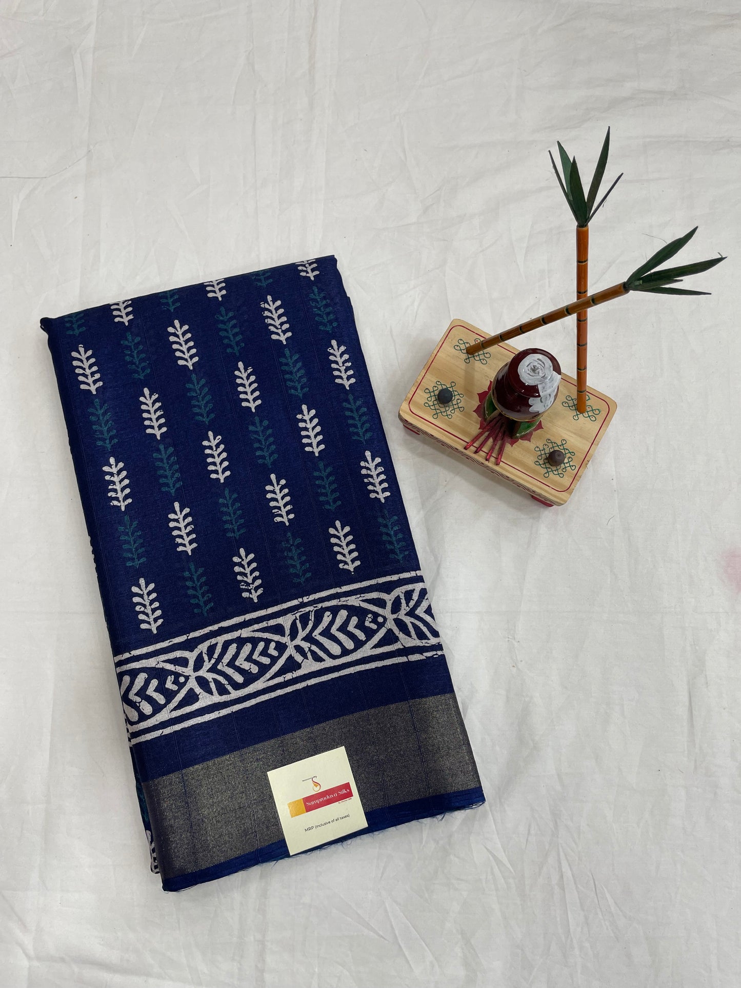 HOLLAND SILK