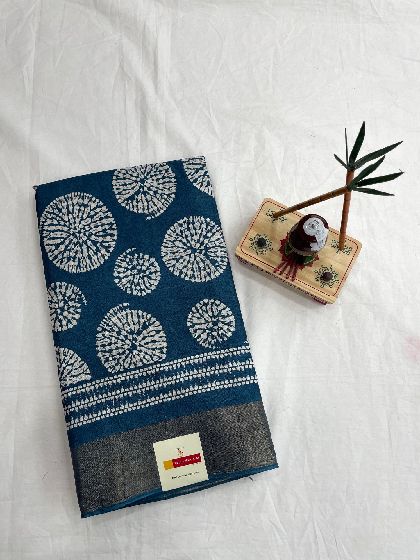 HOLLAND SILK
