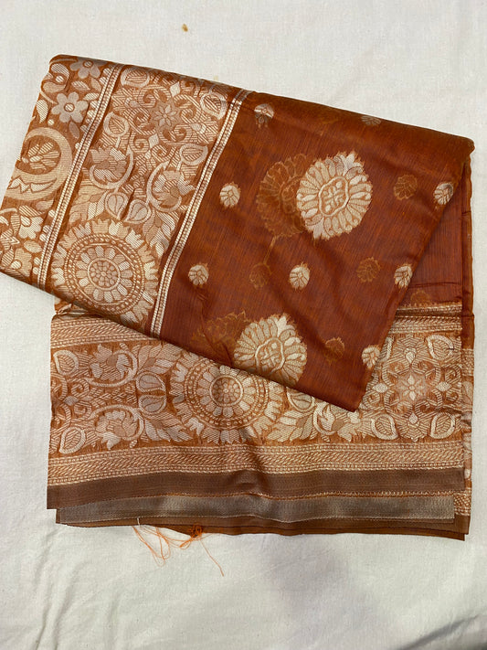 Jamdani saree
