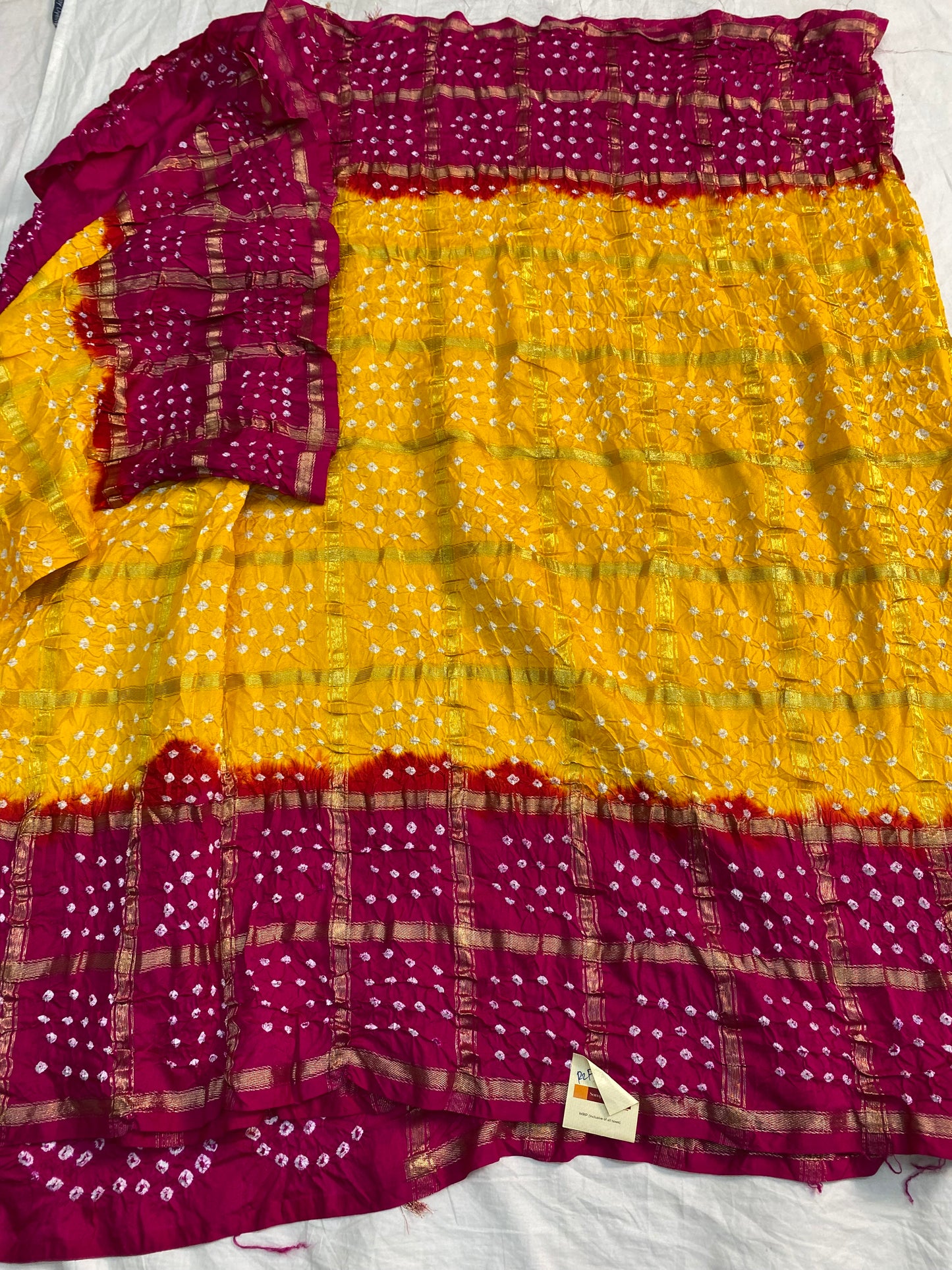 Handloom bandhini
