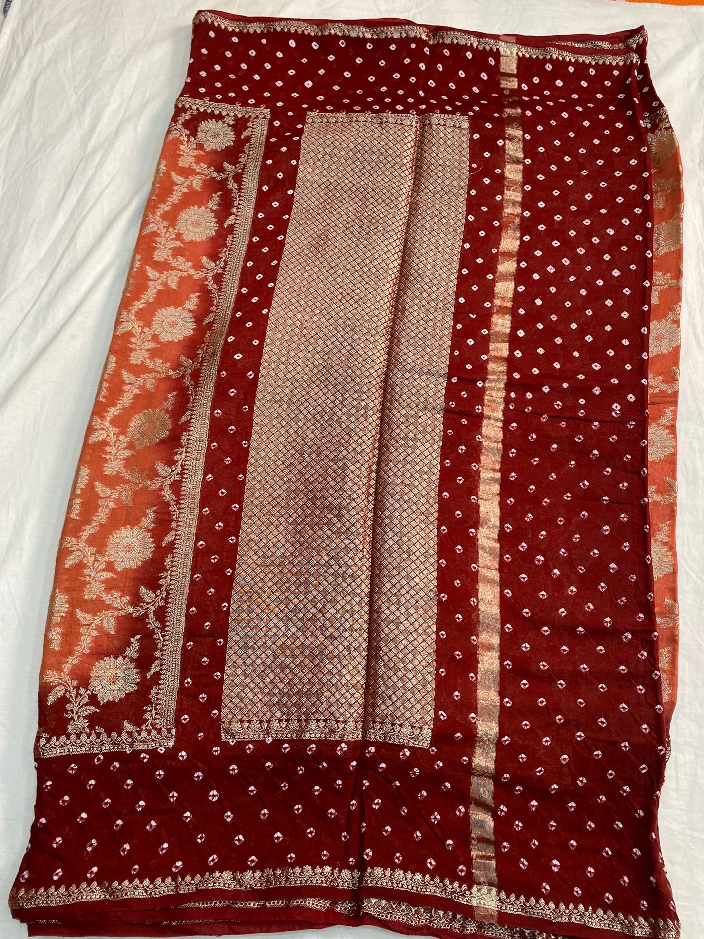 Hand Bandhani
