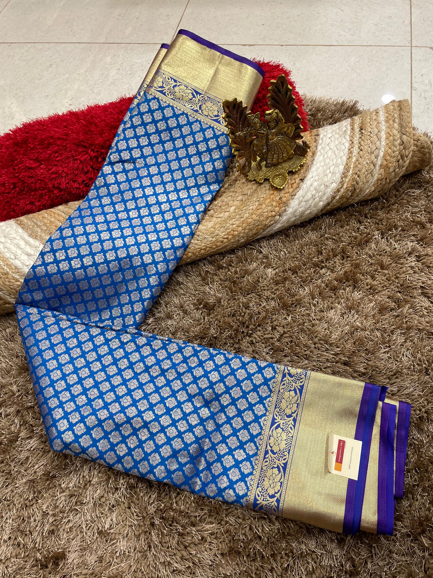 SEMI PATTU