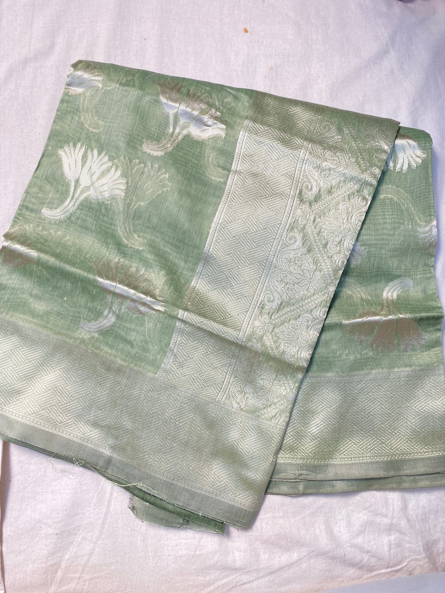 Jamdani saree